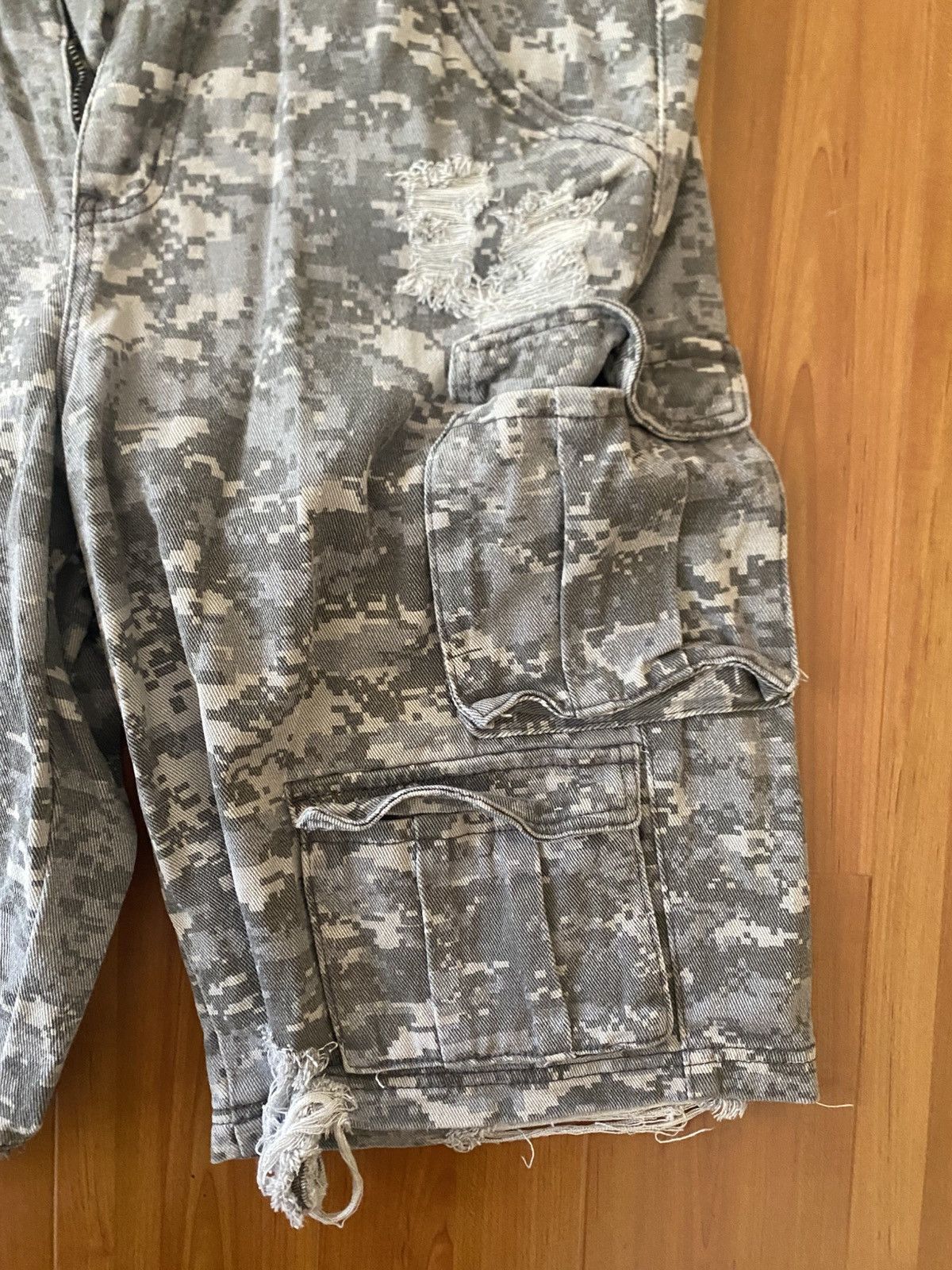 Other Loiter DigiCamo Cargo Baggy Shorts Size US 32 / EU 48 - 3 Thumbnail