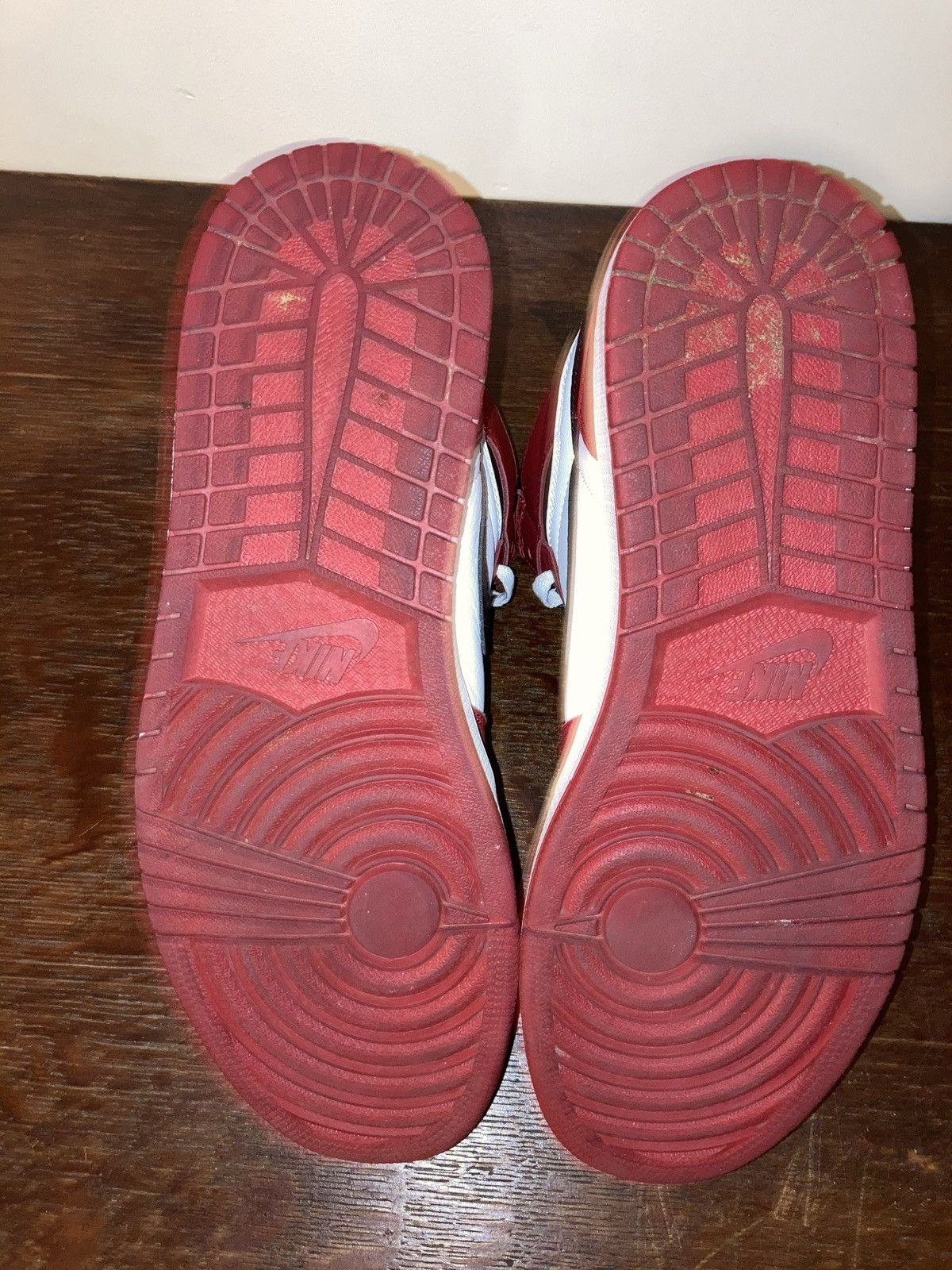 Jordan Brand Air Jordan 1 Retro High OG ‘Chicago’ 2015 Size US 12 / EU 45 - 6 Thumbnail