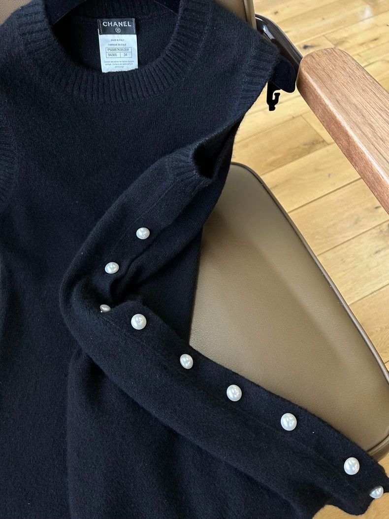 Chanel Chanel Black cashmere knitted stitching pearl sleeveless dr Size XXS / US 00 / IT 34 - 8 Thumbnail