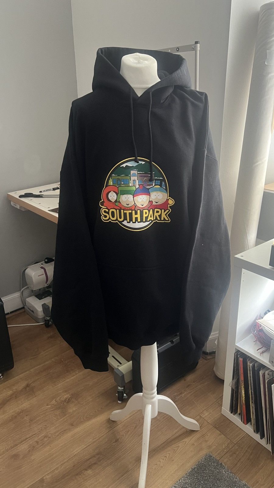 Vetements Vetements South Park Logo Hoodie Size US S / EU 44-46 / 1 - 1 Thumbnail
