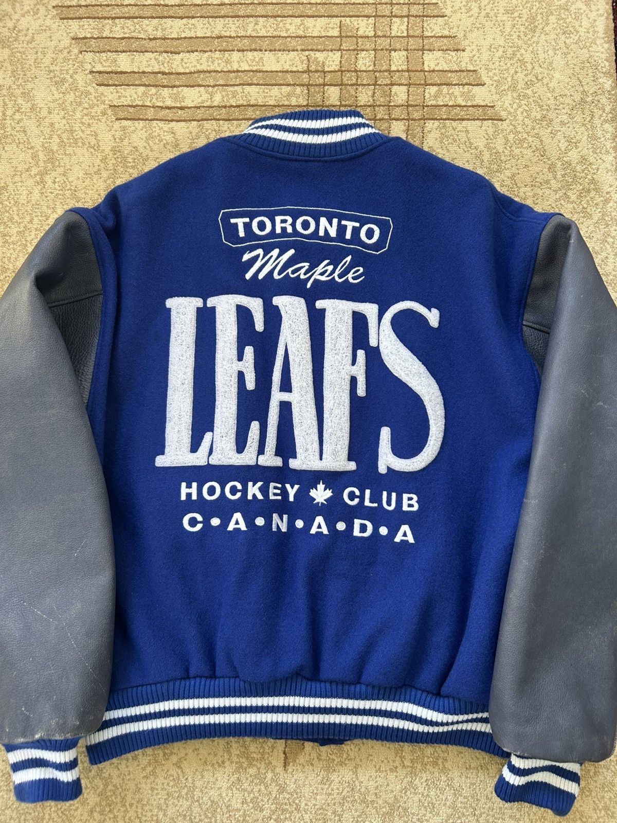 Roots Vintage Roots Toronto Maple Leafs Wool Varsity Jacket Size US M / EU 48-50 / 2 - 13 Thumbnail