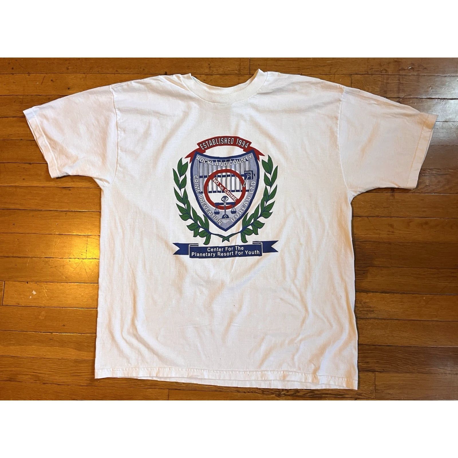 Jerzees VINTAGE Rockland County Crime Prevention Bureau Shirt Men’s XL White Jerzees T-Shirt Short Sleeve Police 90s Retro Graphic Print Mens Size US XL / EU 56 / 4 - 2 Thumbnail