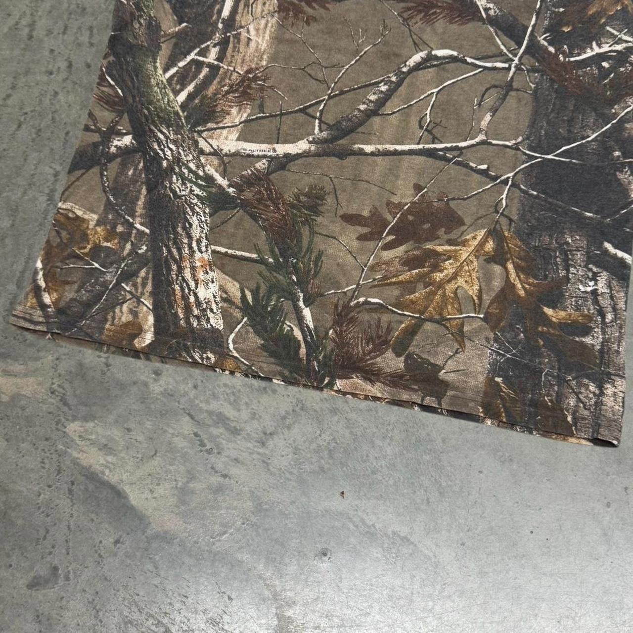 Russell Athletic × Vintage Vintage Y2K Russell Outdoors Realtree Camo T-Shirt Size US L / EU 52-54 / 3 - 3 Thumbnail