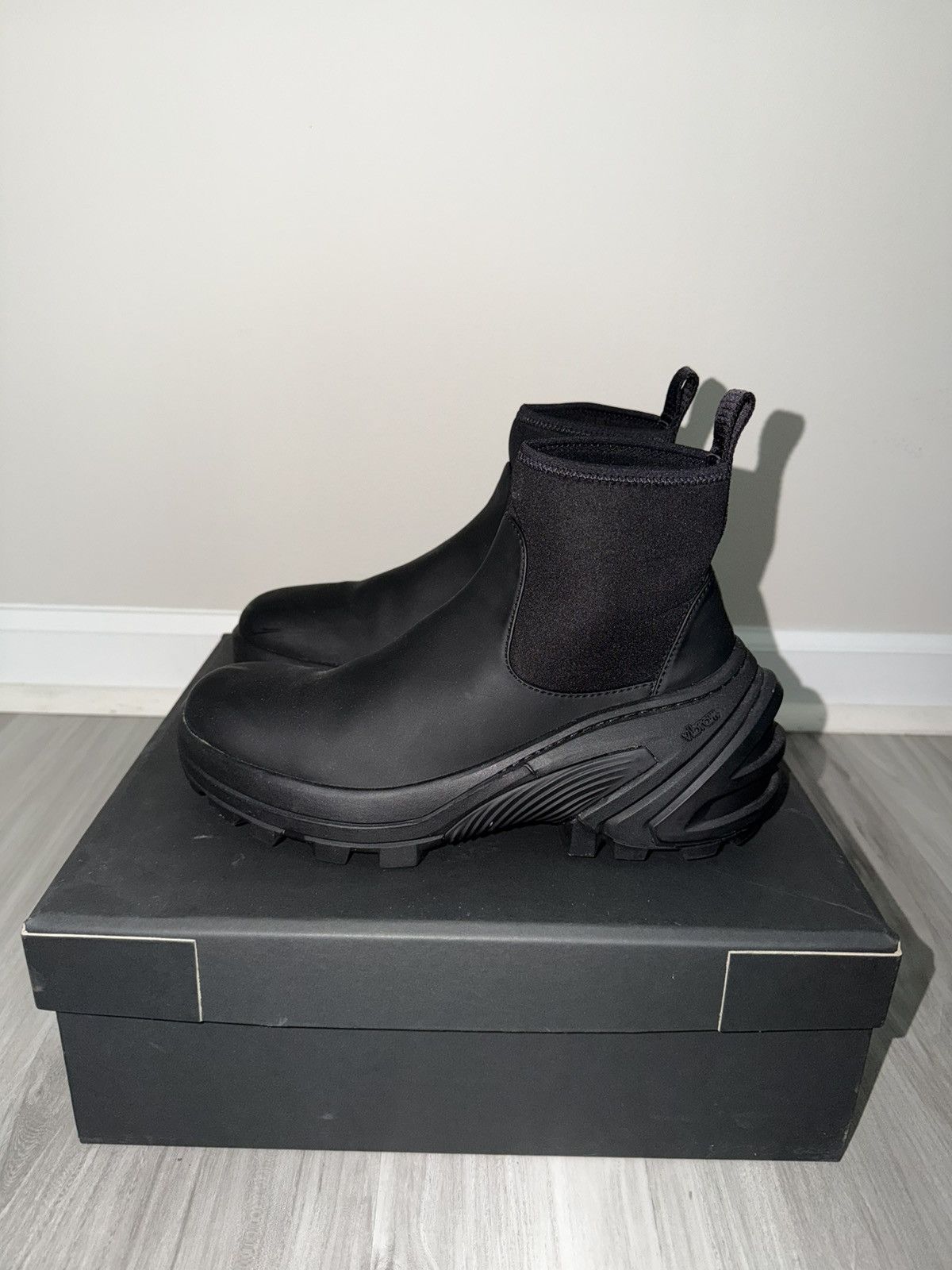 1017 ALYX 9SM Black High Rubber Mono Boots | Grailed