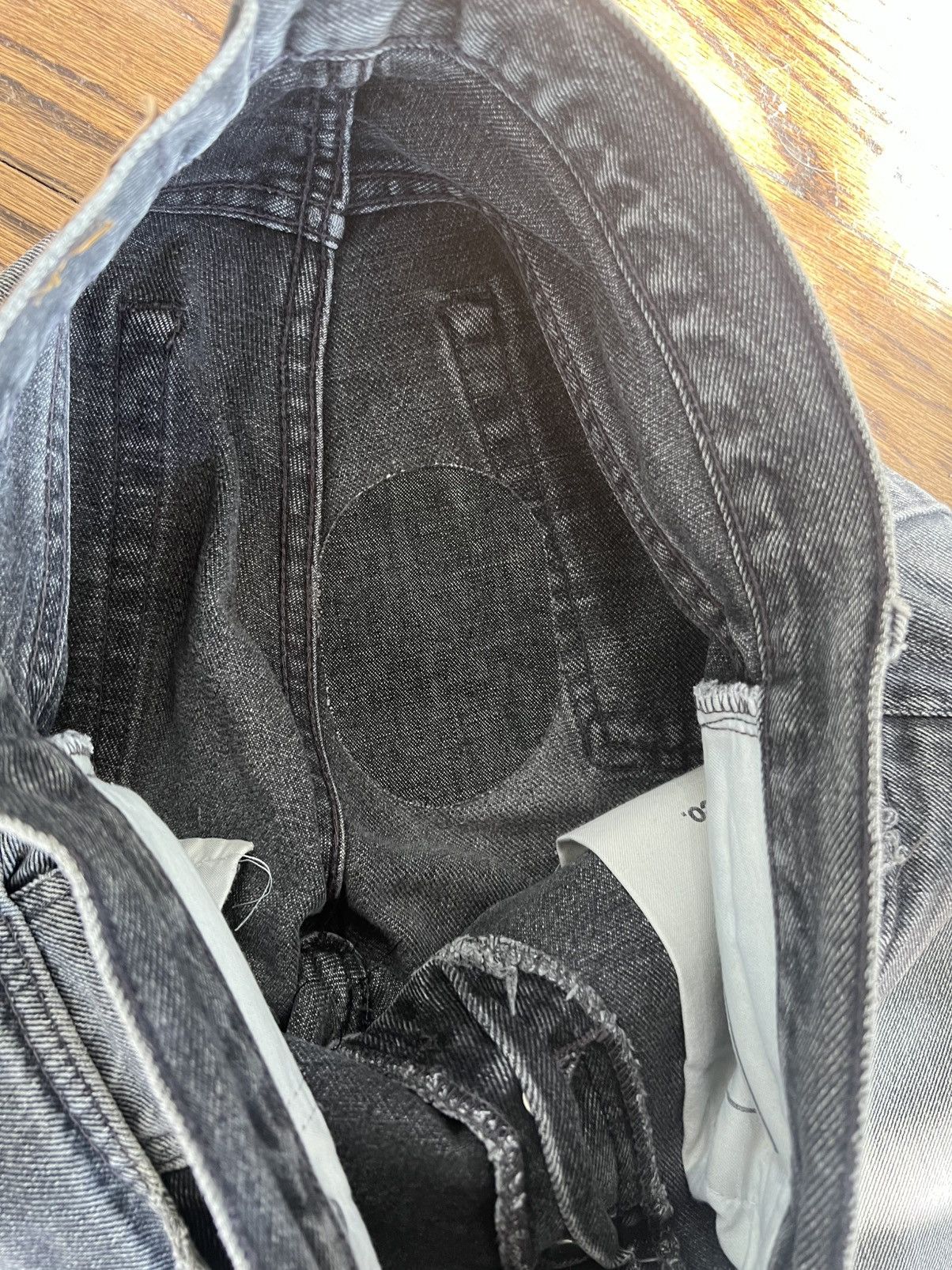 Levi's Vintage 90s Levi's 501 Faded Black Distressed Jeans 30x32 Size US 30 / EU 46 - 6 Thumbnail