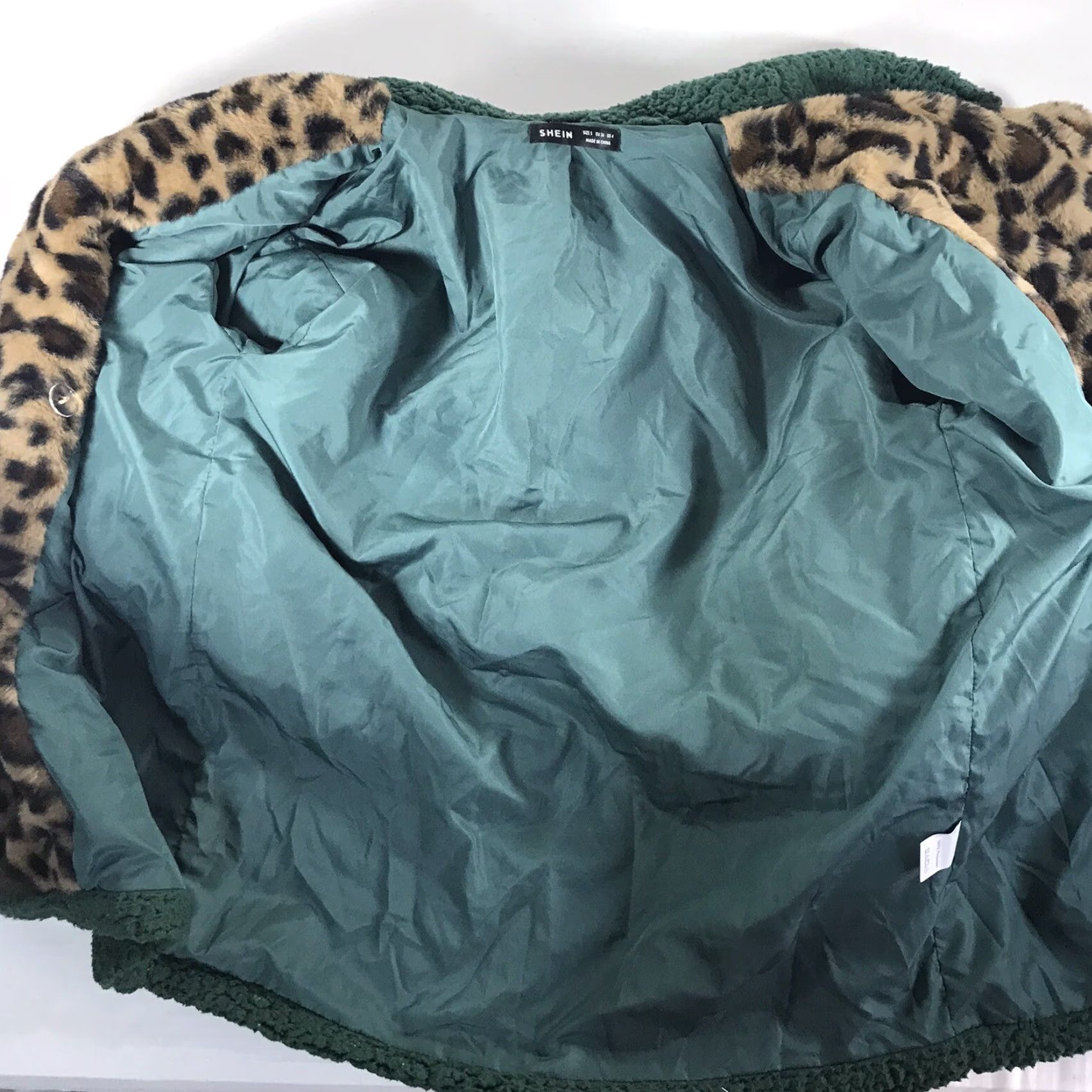 Shein SheIn Green Faux Fur Button-Up Coat Women Size S Casual Soft Shell Regular Fit Size S / US 4 / IT 40 - 3 Thumbnail