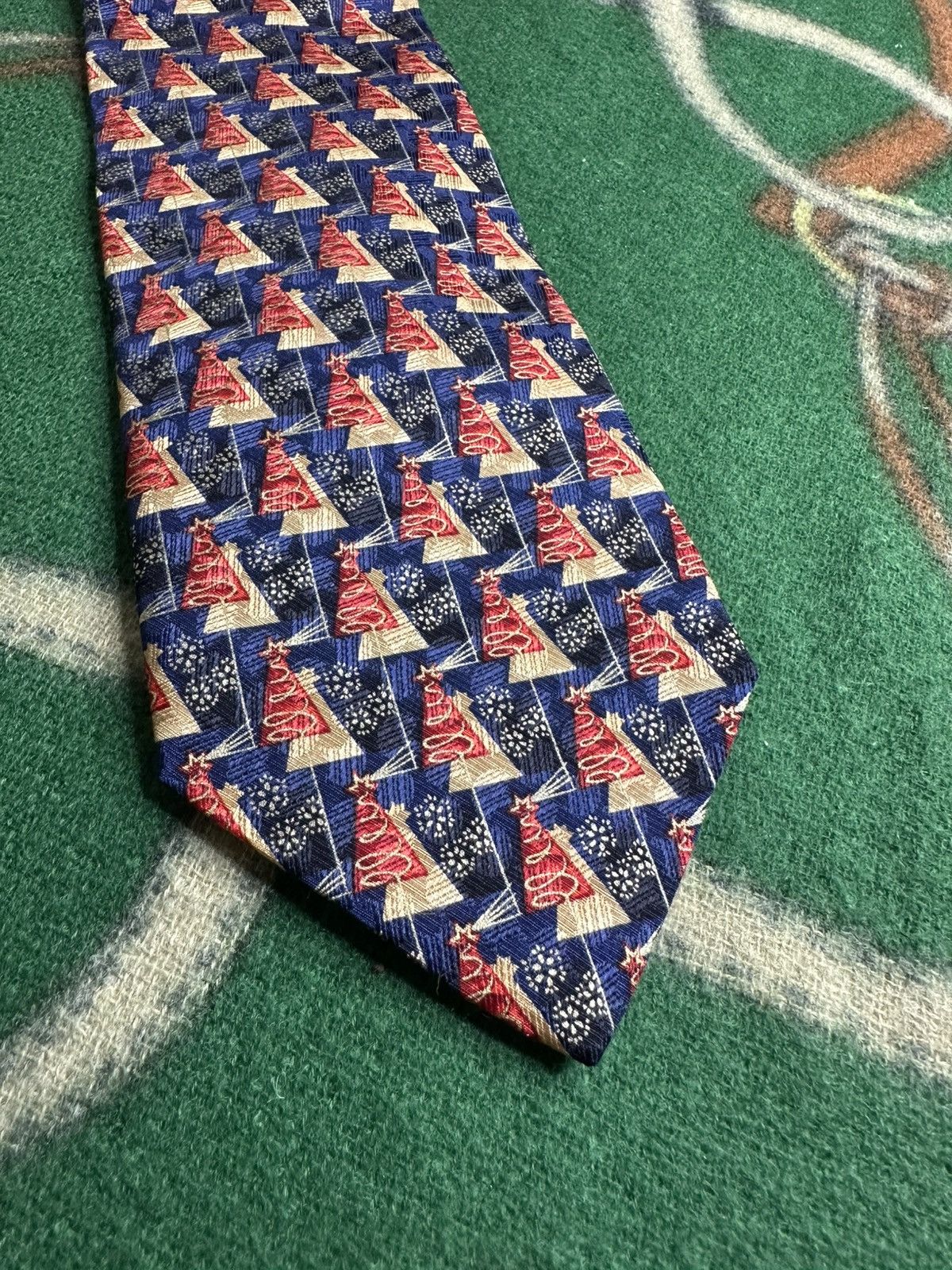 Ermenegildo Zegna ERMENEGILDO ZEGNA Christmas 1998 Merry Christmas Silk Tie Size ONE SIZE - 1 Thumbnail