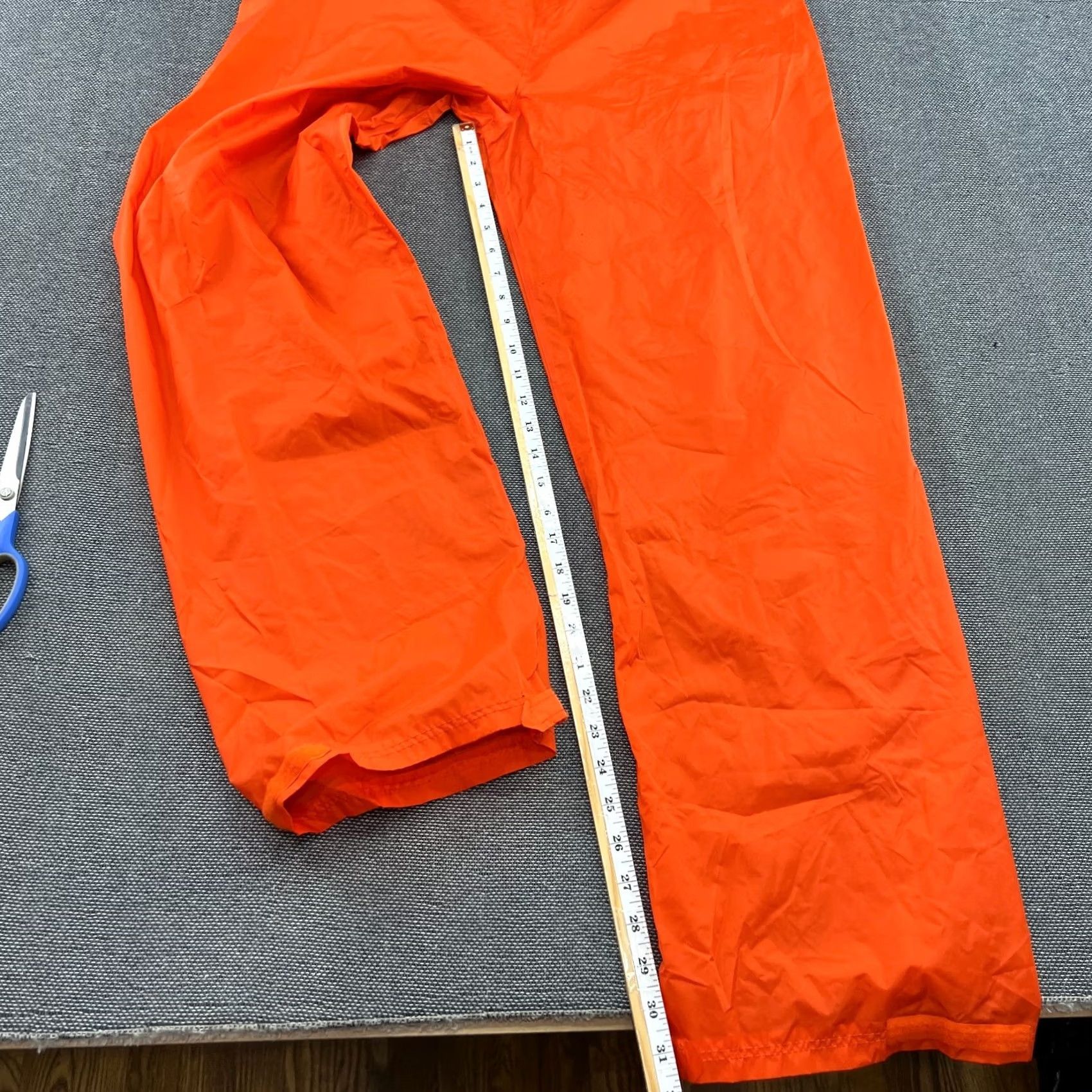 Helly Hansen Helly Hansen Waterproof Rain Over Pants Mens M Orange Rain Pants Mens Regular Color Orange Waterproof Sports Outdoor 90s? Size US 31 - 7 Thumbnail