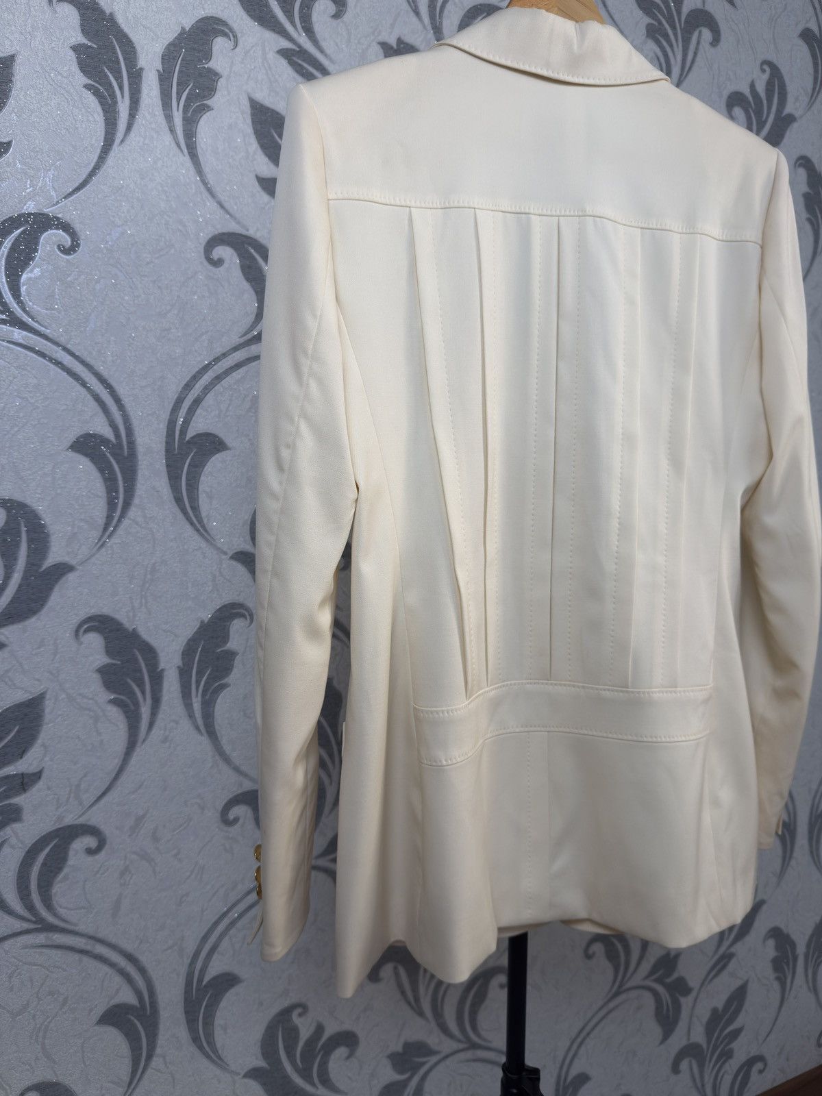 Yves Saint Laurent YVES SAINT LAURENT RIVE GAUCHE BEIGE BLAZER JACKET LANA WOOL Size M / US 6-8 / IT 42-44 - 22 Thumbnail