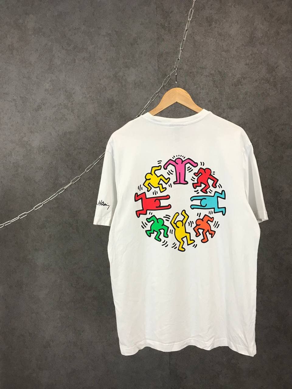 Keith Haring Keith Haring designer art overprinted tee Size US M / EU 48-50 / 2 - 2 Thumbnail