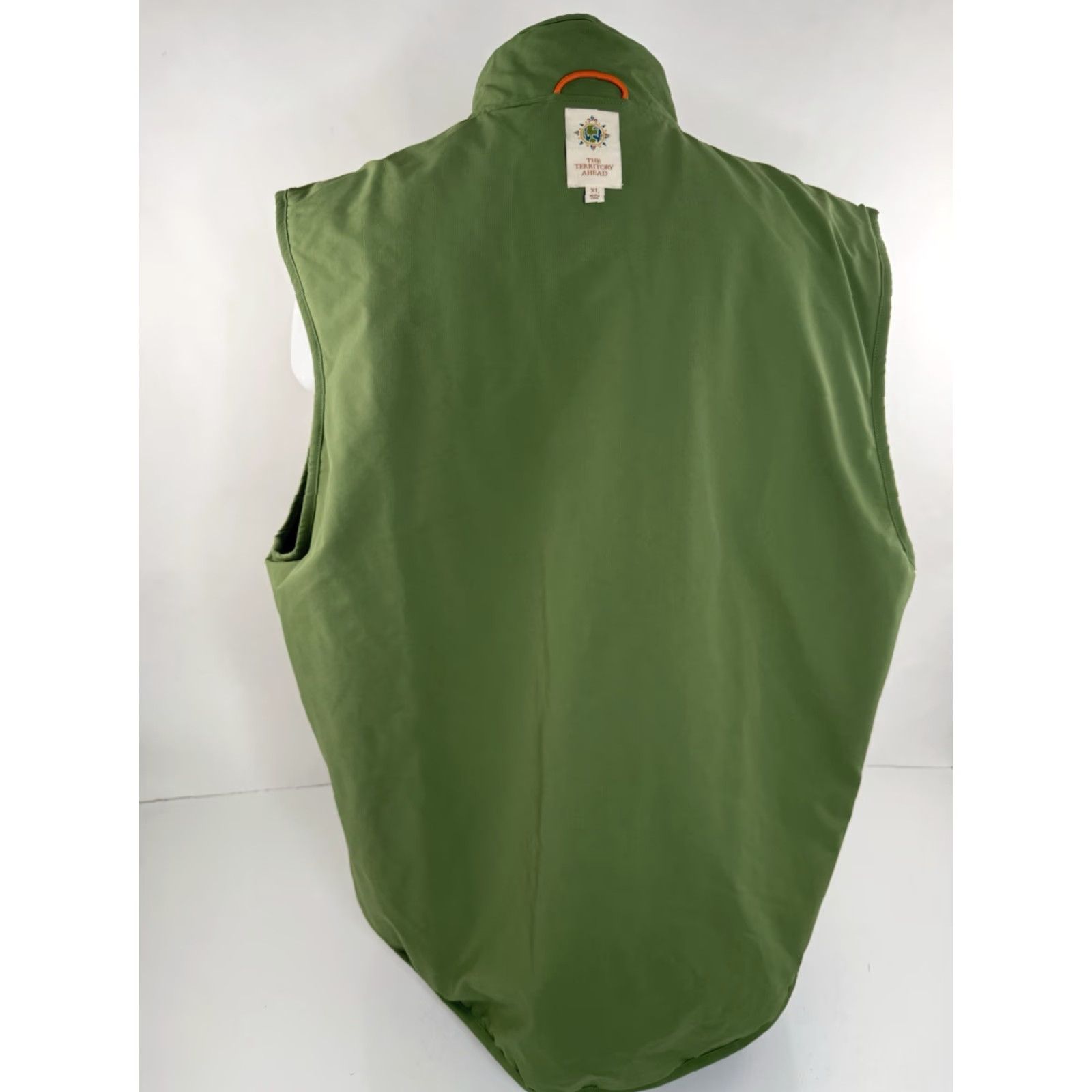 The Territory Ahead THE TERRITORY AHEAD Reversible Zip Mens XL Vest Blue / Green Nylon Blend - vest - mens xl - territory ahead - reversible - zip - blue green - 90s? Size US XL / EU 56 / 4 - 4 Thumbnail