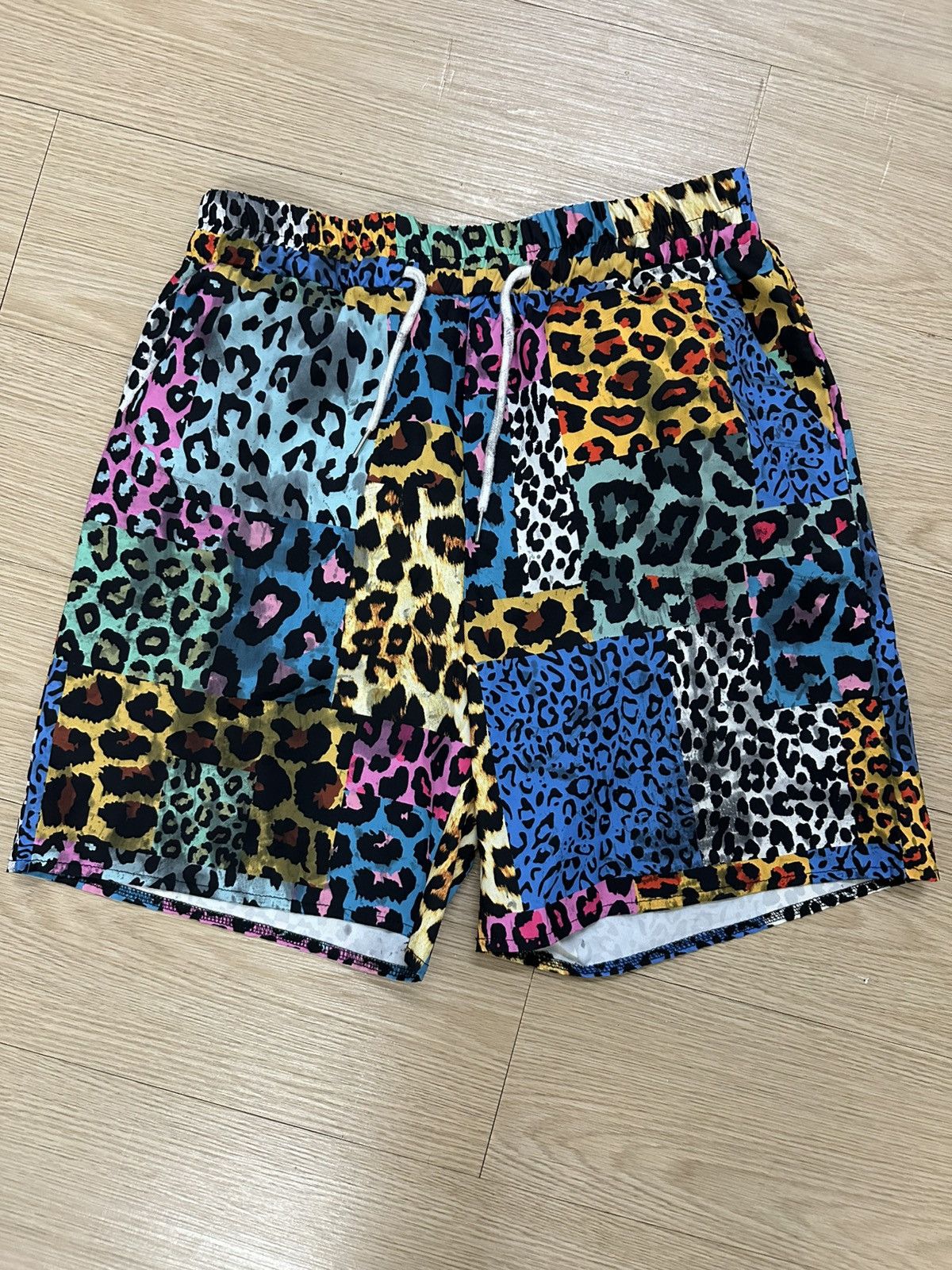 Designer Rare And Beautiful Romwe Wacko Maria Parody Leopard Shorts Size US 28 / EU 44 - 5 Thumbnail