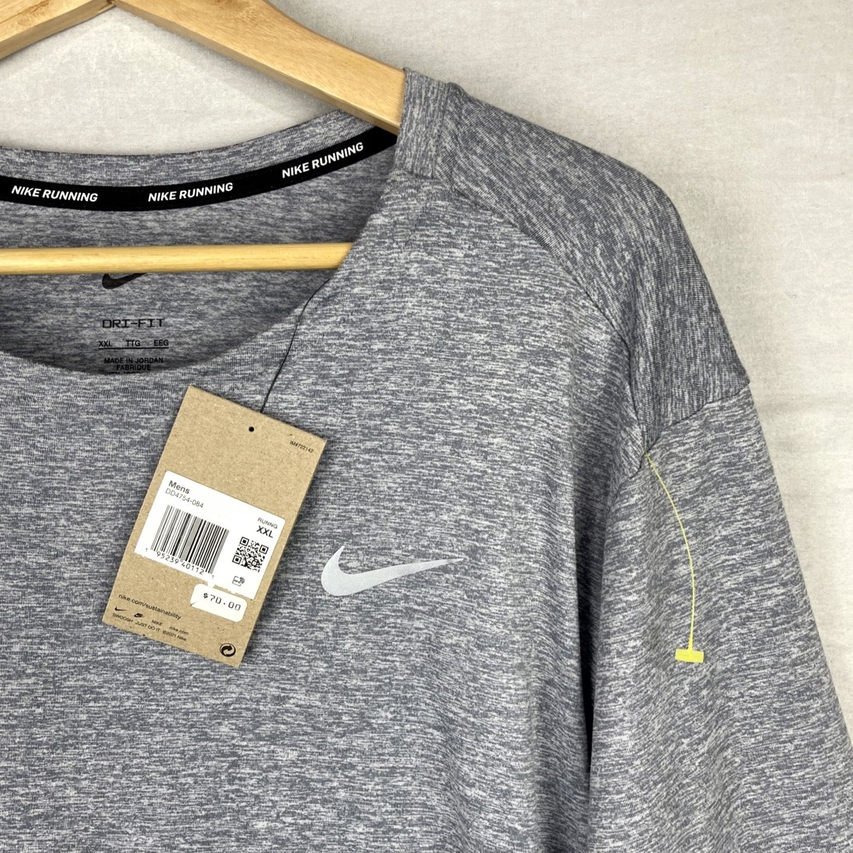 Nike Nike Dri-Fit Element Shirt Mens 2XL Gray Long Sleeve Reflective Running Jogging Element Size US XXL / EU 58 / 5 - 3 Thumbnail