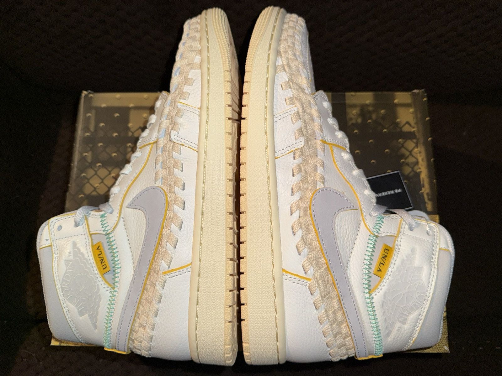 Jordan Brand × Union LA Nike Air Jordan 1 x Union LA “Bephie’s Beauty Supply” NEW DS Size US 9 / EU 42 - 11 Thumbnail