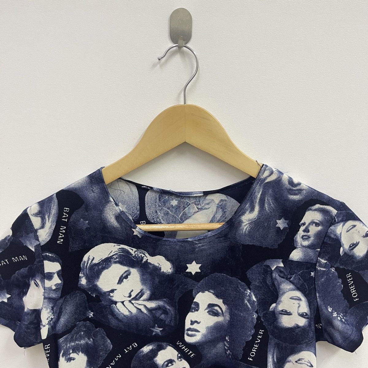 Designer Vintage Hollywood Icon Graphic Tee Retro Celebrity Collage Size XS / US 0-2 / IT 36-38 - 2 Thumbnail
