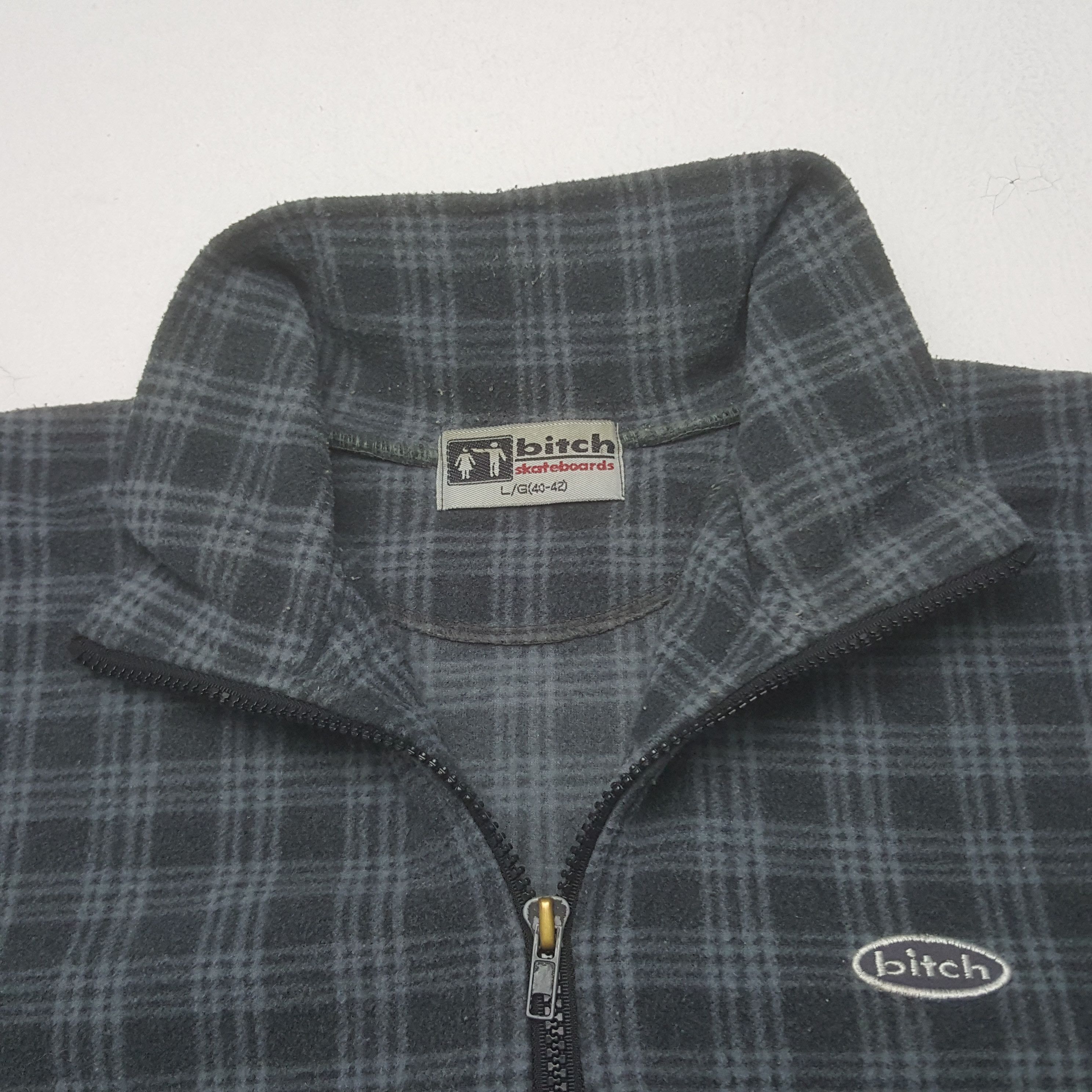 Vintage Vintage Bitch Skateboard Half Zipper Sweatshirt Jacket Size US XL / EU 56 / 4 - 4 Thumbnail