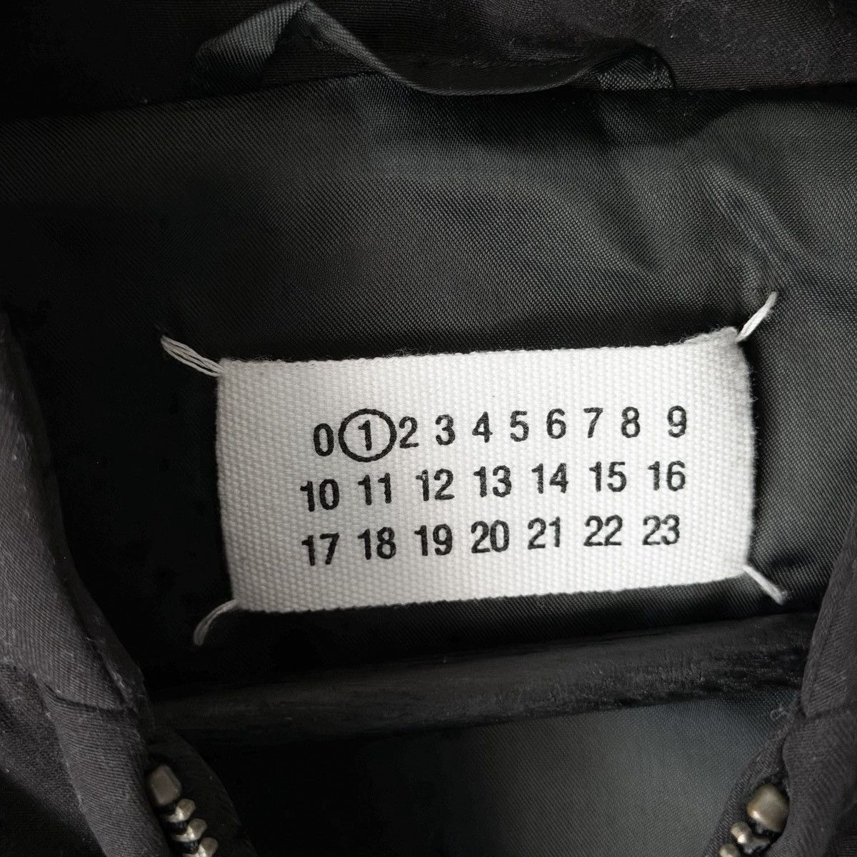 Maison Margiela Maison Martin Margiela AW08 “Wrinkle” Bomber Jacket Size US M / EU 48-50 / 2 - 3 Thumbnail