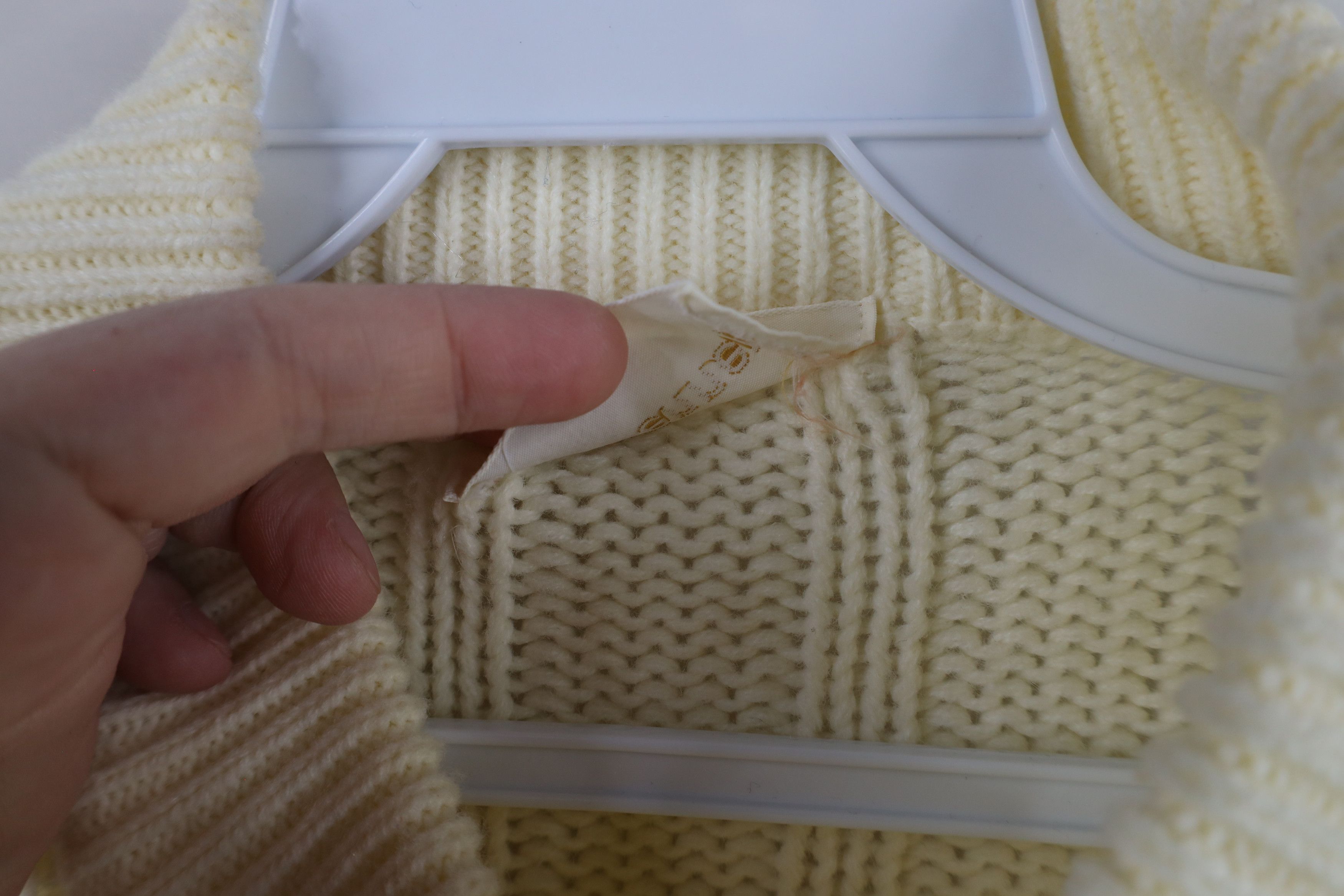 Vintage Vintage 70s Streetwear Cable Knit Fisherman Sweater Cream Size US L / EU 52-54 / 3 - 6 Thumbnail