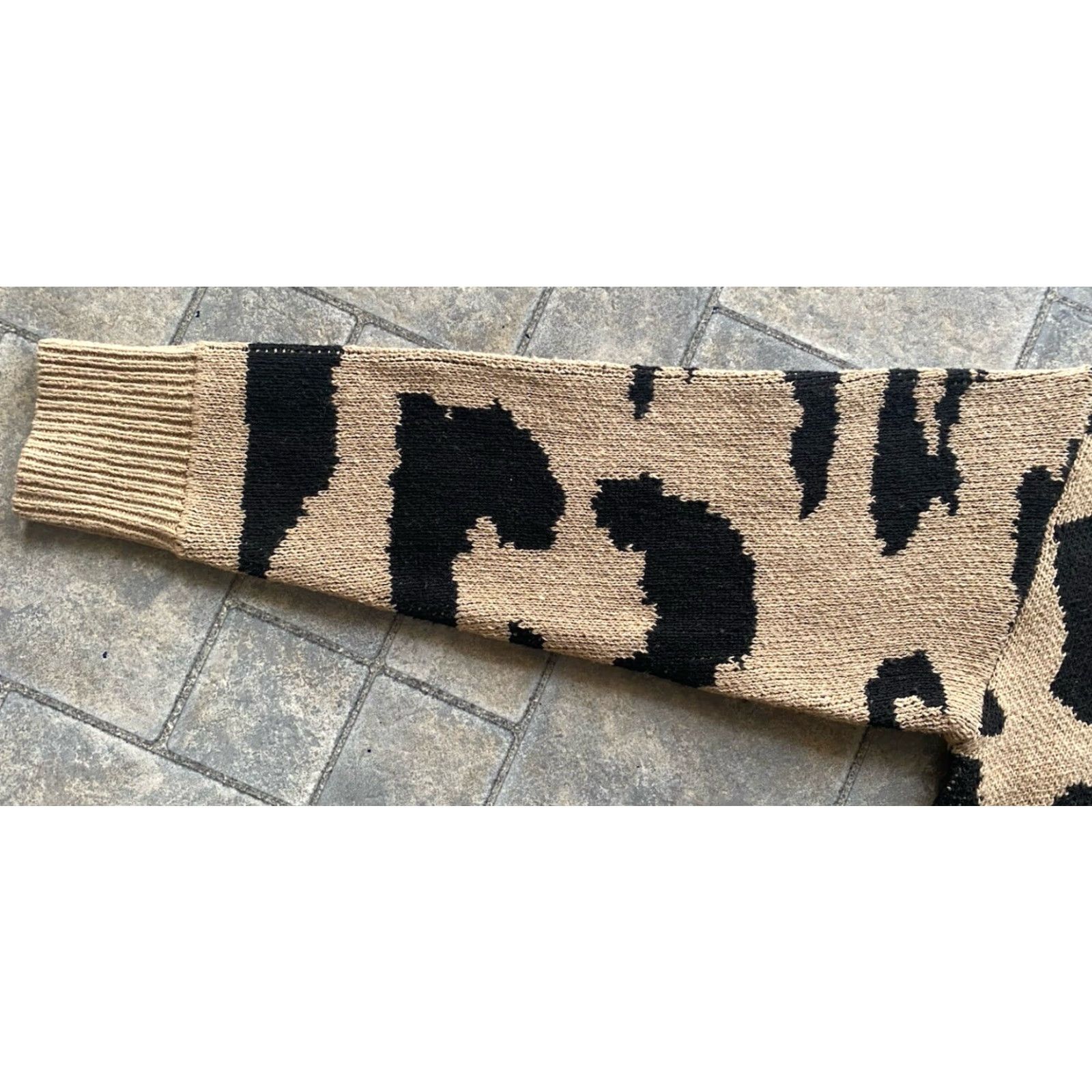 Born Baltic Born WOMENS MEDIUM Sweater Tan + Black Jonas Animal Print NEW WITH TAGS Size M / US 6-8 / IT 42-44 - 6 Thumbnail