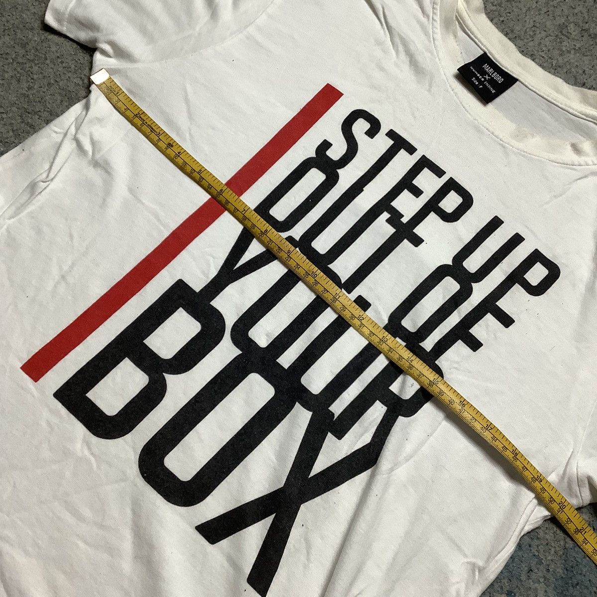 Marlboro × Number (N)ine Number Nine x Marlboro Step Up Out of Your Box Tee Size US L / EU 52-54 / 3 - 7 Thumbnail