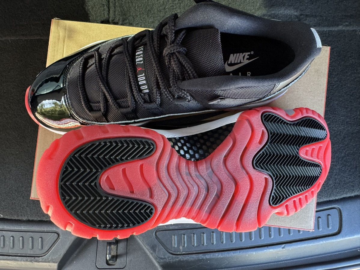 Jordan Brand × Nike Jordan 11 Bred Low Size US 11 / EU 44 - 4 Thumbnail