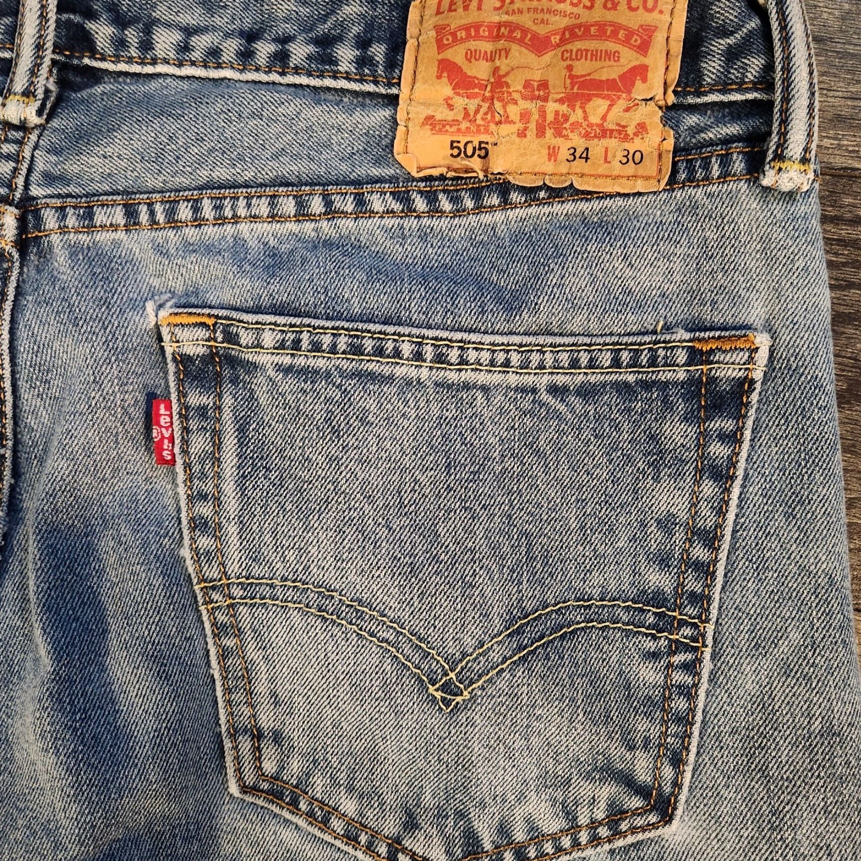 Levi's Levi's 505 Jeans Mens 34X30 Blue Light Wash Denim Straight Fit Regular 5-Pocket Design Belt Loops Logo Size US 34 / EU 50 - 6 Thumbnail