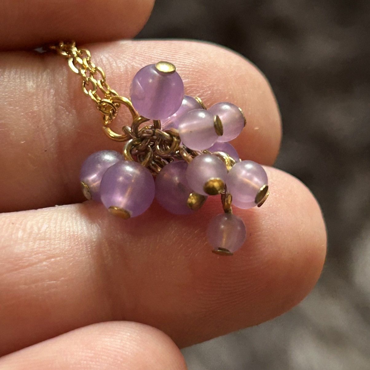 Handmade Handcrafted vintage purple lucite grape cluster necklace Size ONE SIZE - 5 Thumbnail