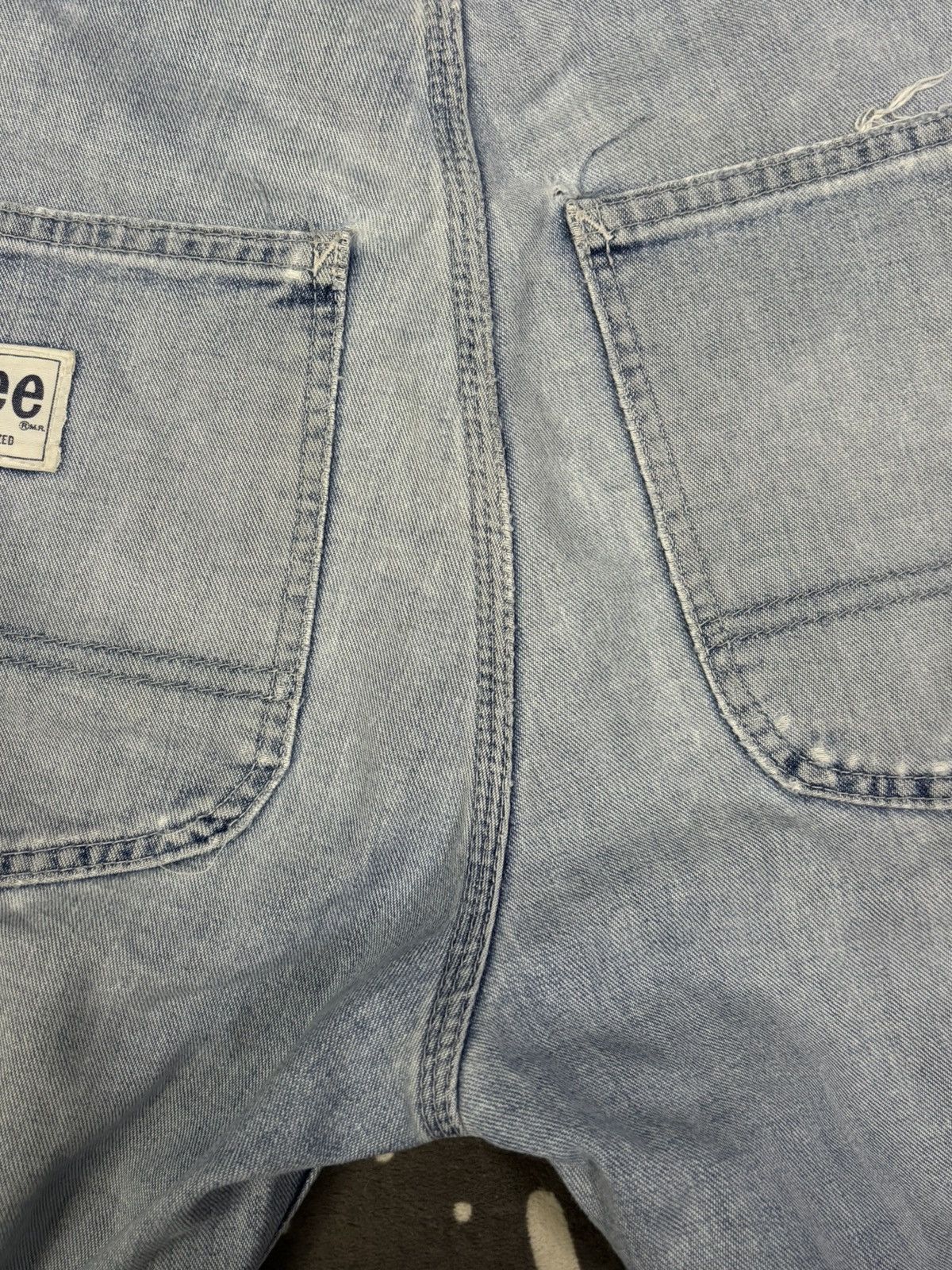 Issey Miyake × Lee Vintage 90s Lee Light Blue Wash Baggy Ripped Carpenter Jeans Size US 30 / EU 46 - 10 Thumbnail