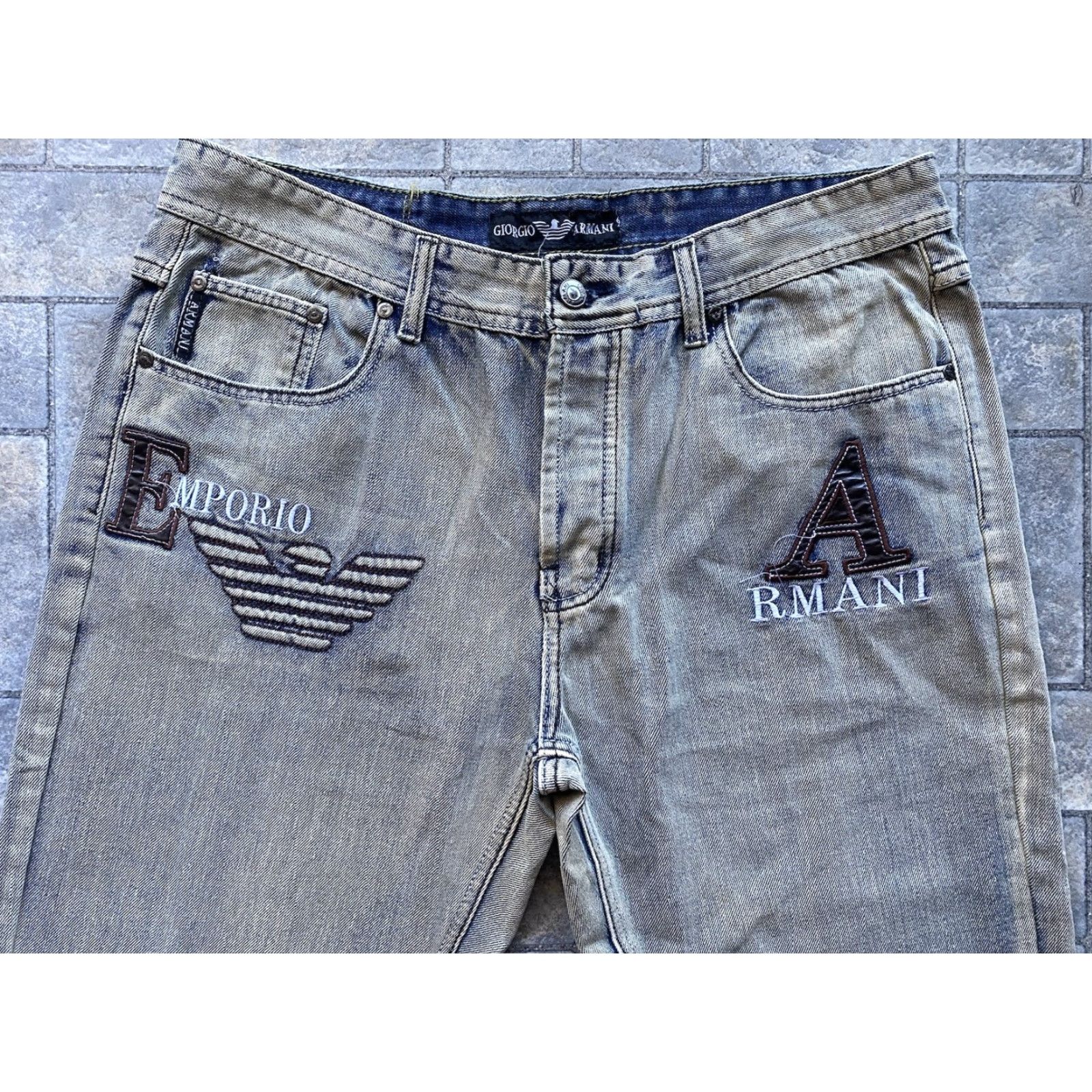 Giorgio Armani Giorgio Armani Jeans Men Embroidered Logo Leather Accents Size 36 Regular See Photos See Photos Pockets Size US 36 / EU 52 - 6 Thumbnail