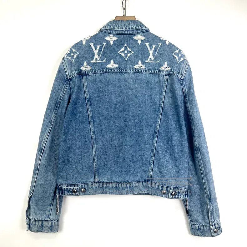 Louis Vuitton Louis Vuitton SS25 Early Spring Men's Collection Logo Sing Size US M / EU 48-50 / 2 - 2 Thumbnail
