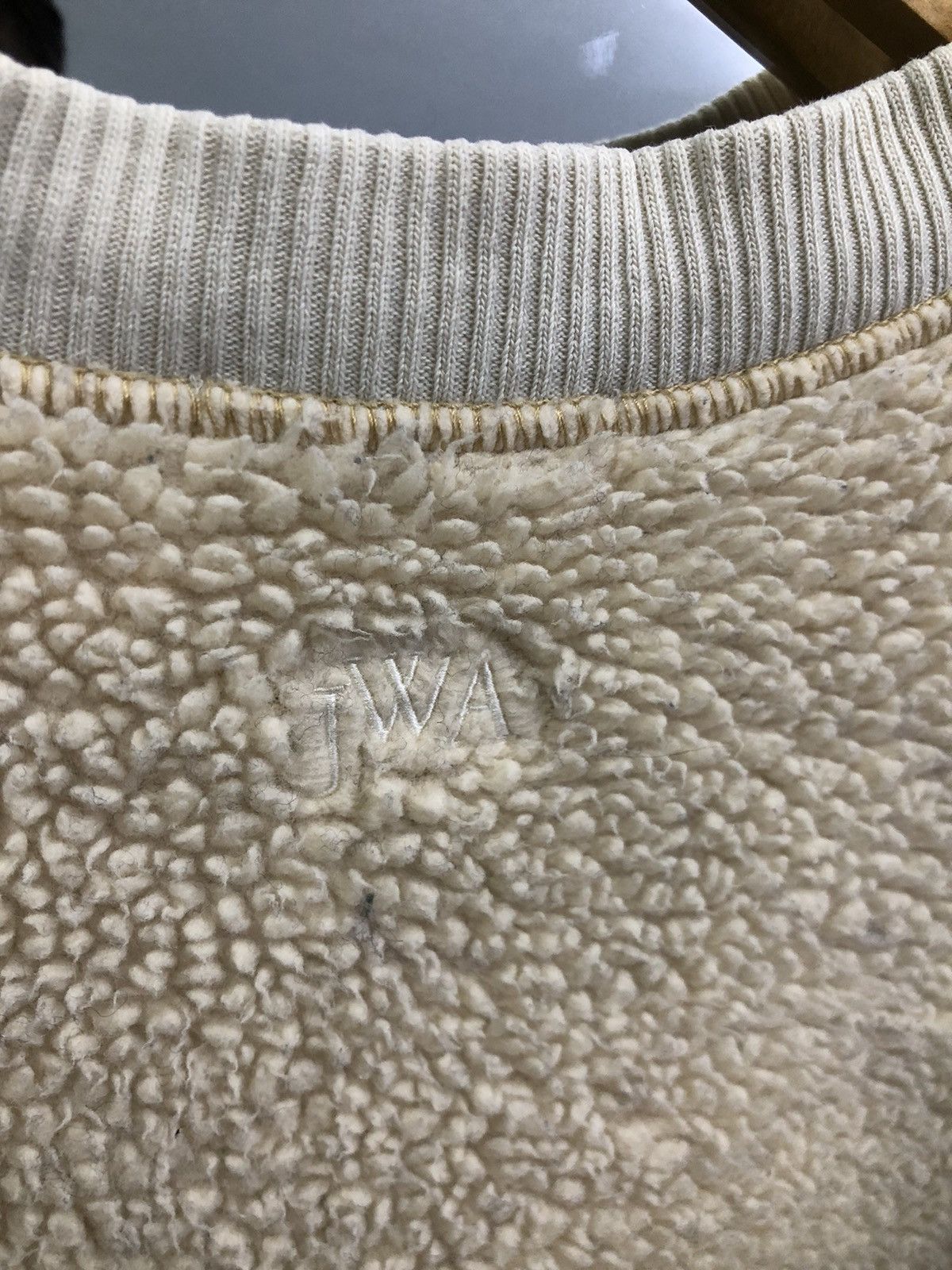 JW Anderson × Japanese Brand × Uniqlo Uniqlo JW Anderson fluffy fleece sweathirt Size M / US 6-8 / IT 42-44 - 13 Thumbnail