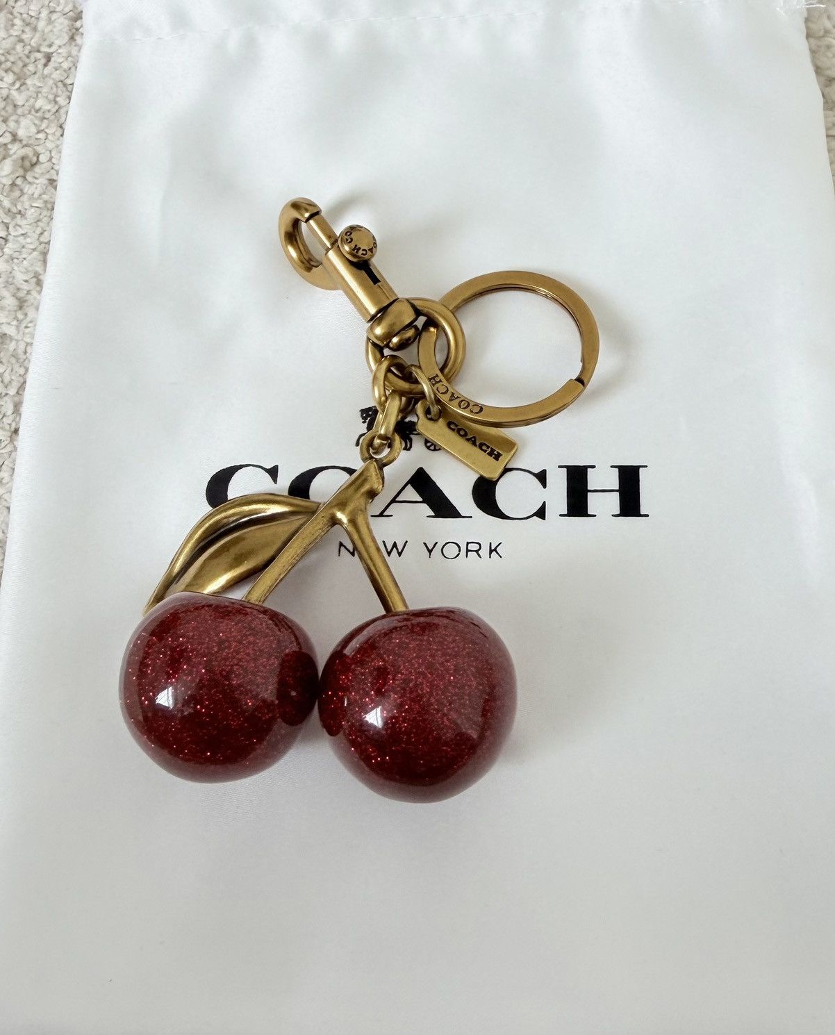 Coach Coach red cherry glitter keychain comes with dustbag Size ONE SIZE - 7 Thumbnail