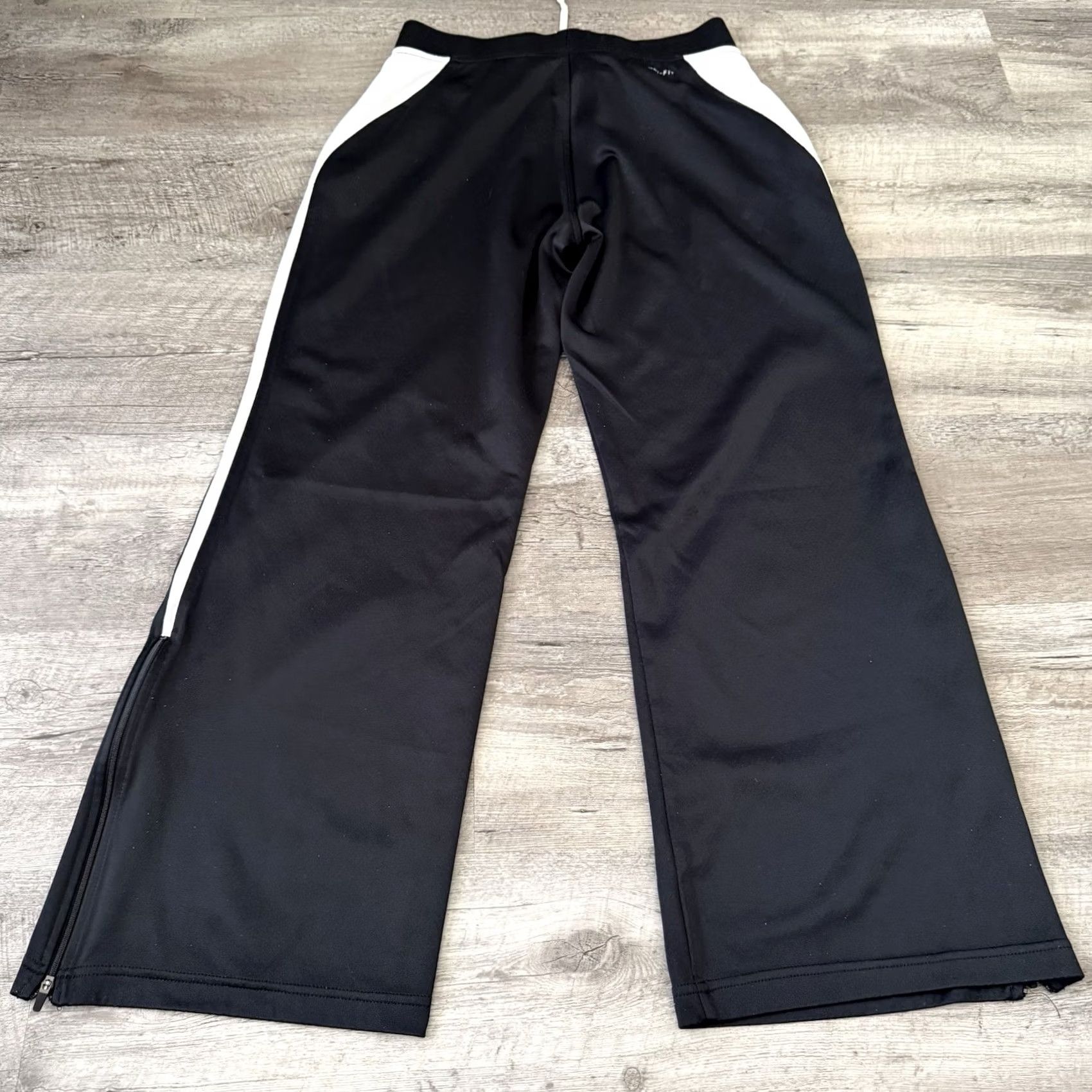 Nike Nike Pants Women Medium Black Dri Fit Training Wide Leg Zipper Mystic II Size 32" / US 10 / IT 46 - 3 Thumbnail