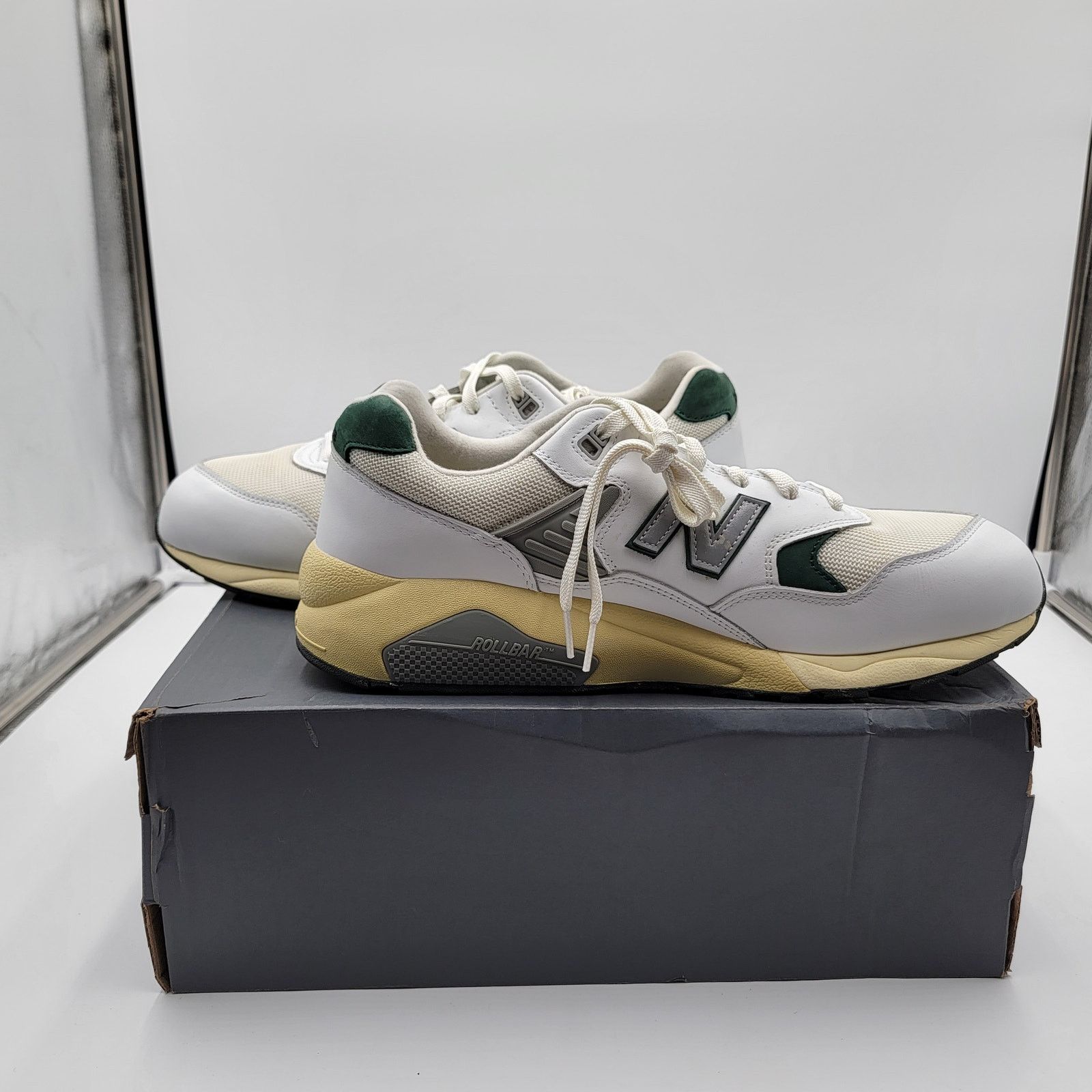 New Balance New Balance 580 'White Nightwatch Green' Sz 14 MT580RCA Size US 14 / EU 47 - 2 Thumbnail