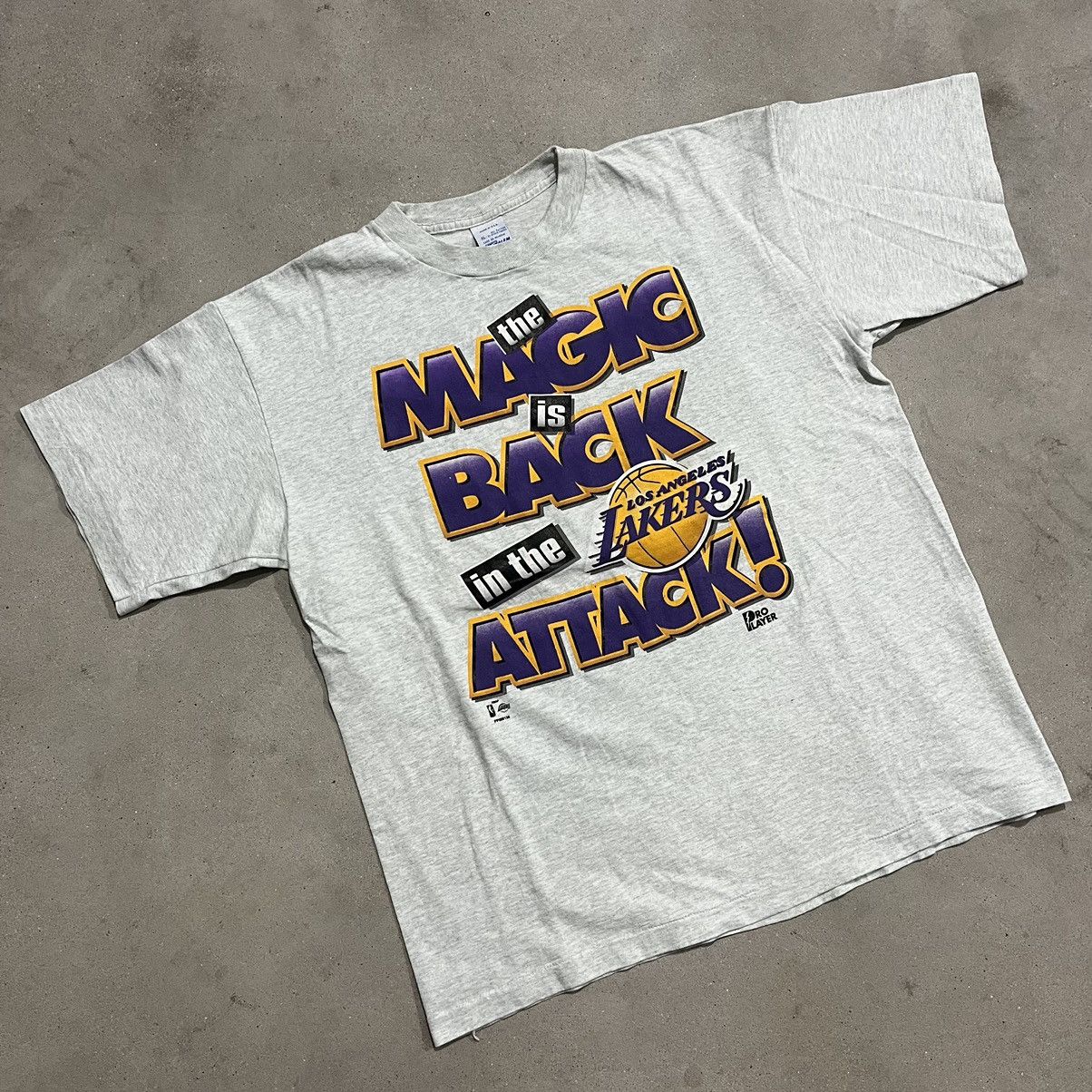 NBA × Vintage Vintage Lakers Magic Johnson T-Shirt XL 90s Single NBA Print Size US XL / EU 56 / 4 - 1 Thumbnail