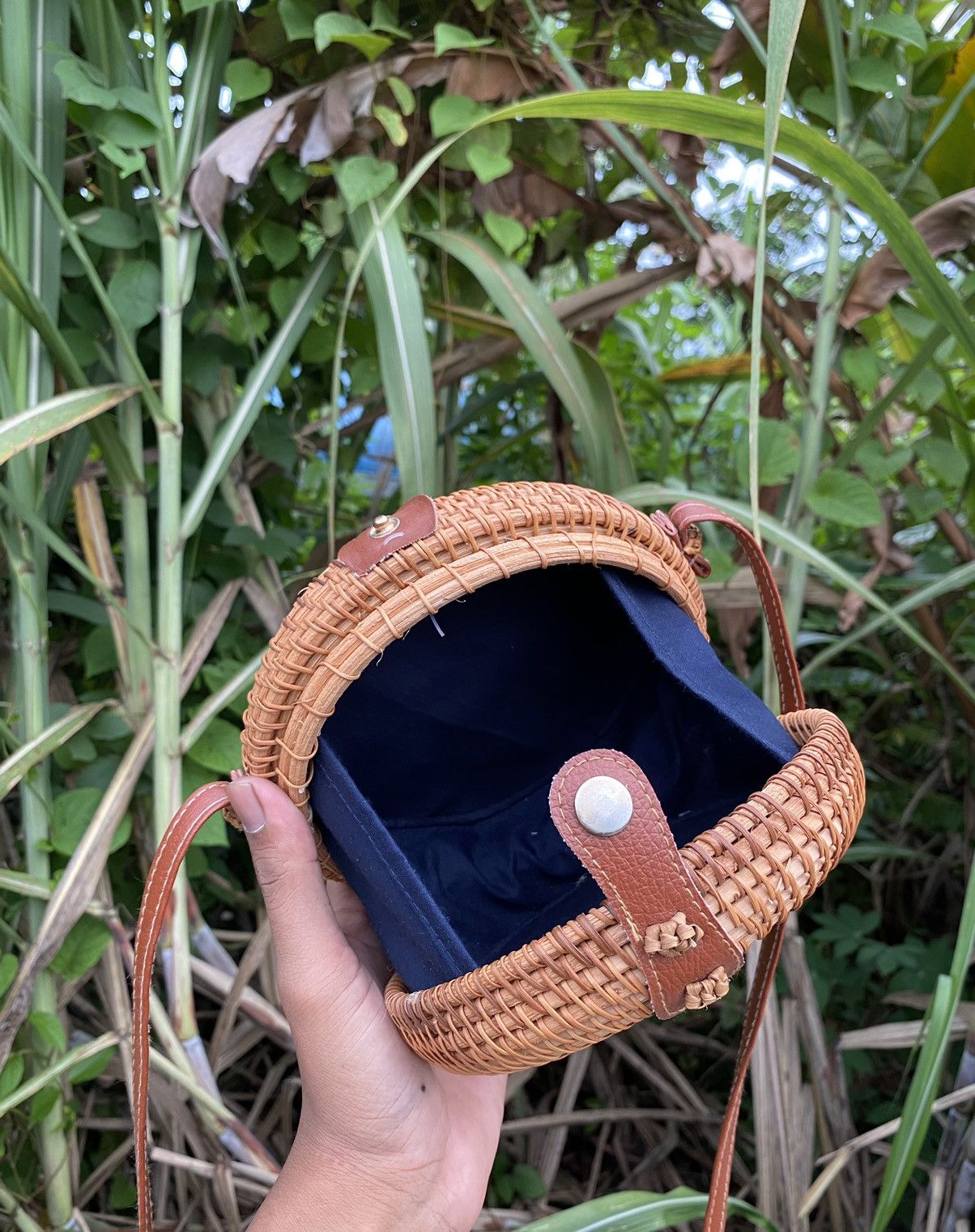 Vintage Ratan sling bag-handmade Size ONE SIZE - 4 Thumbnail