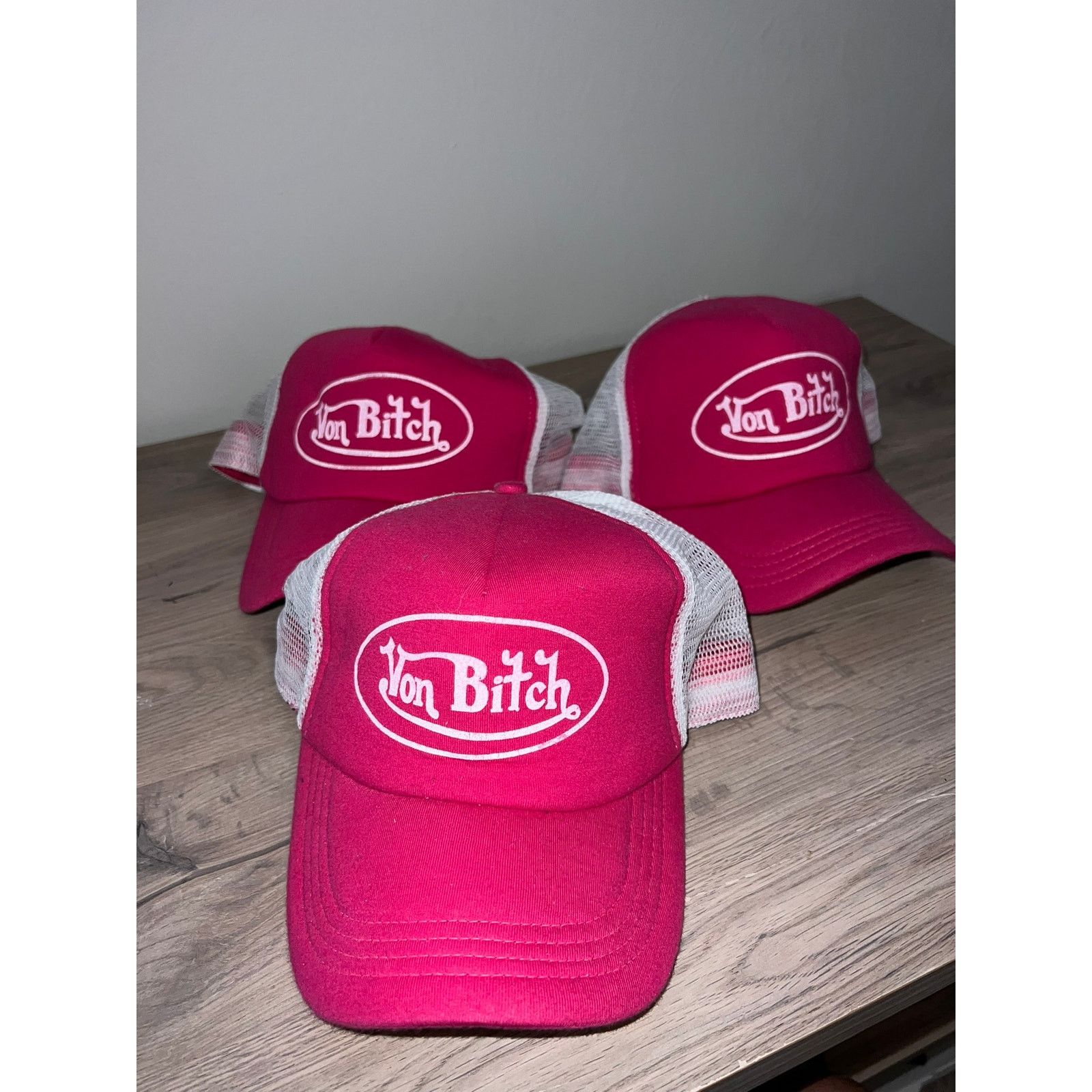 Vintage Y2K Von B*tch Pink White Trucker Hat Headwear Designer 2000s Size ONE SIZE - 8 Thumbnail