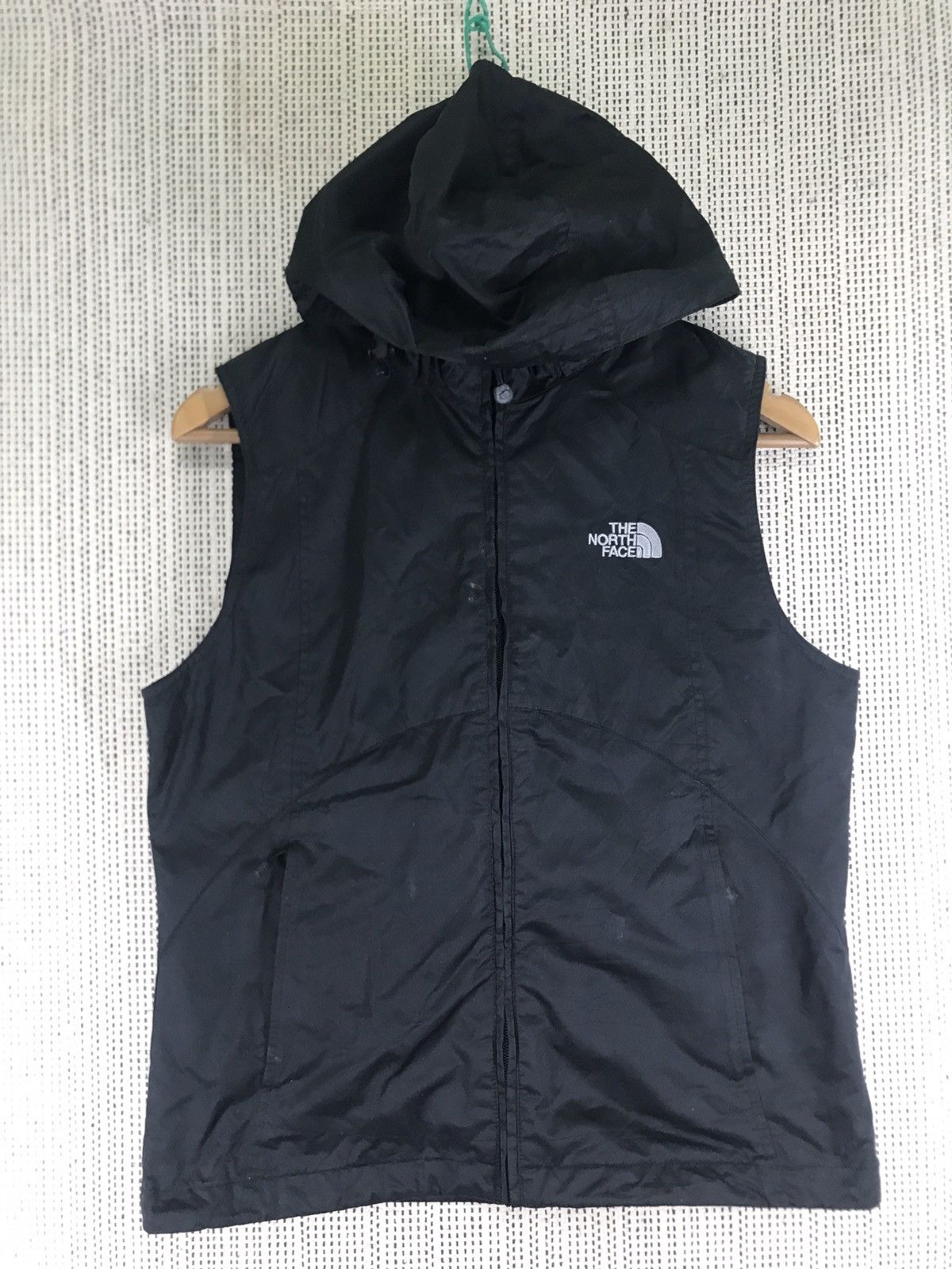 The North Face vest the north face hoodie Size US M / EU 48-50 / 2 - 3 Thumbnail