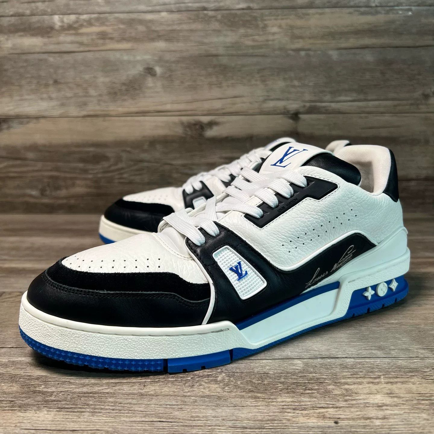 Louis Vuitton Louis Vuitton Training Blue Lowtop Sneakers 42 Men Size US 9 / EU 42 - 1 Thumbnail