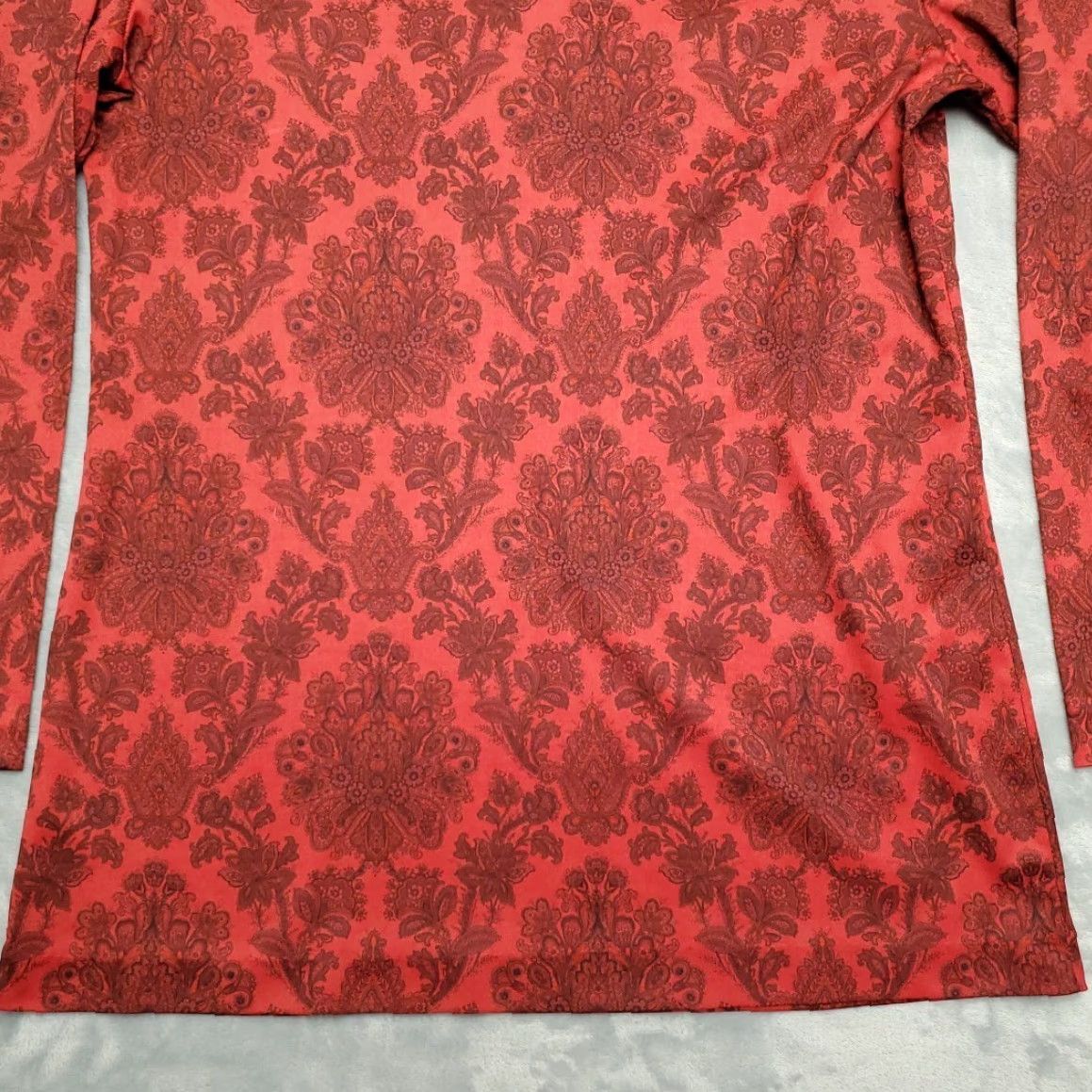 Vintage VINTAGE Lucky Tops Shirt Womens Medium Red Damask Print V Neck Disco Boho Mod 90s Size M / US 6-8 / IT 42-44 - 2 Thumbnail