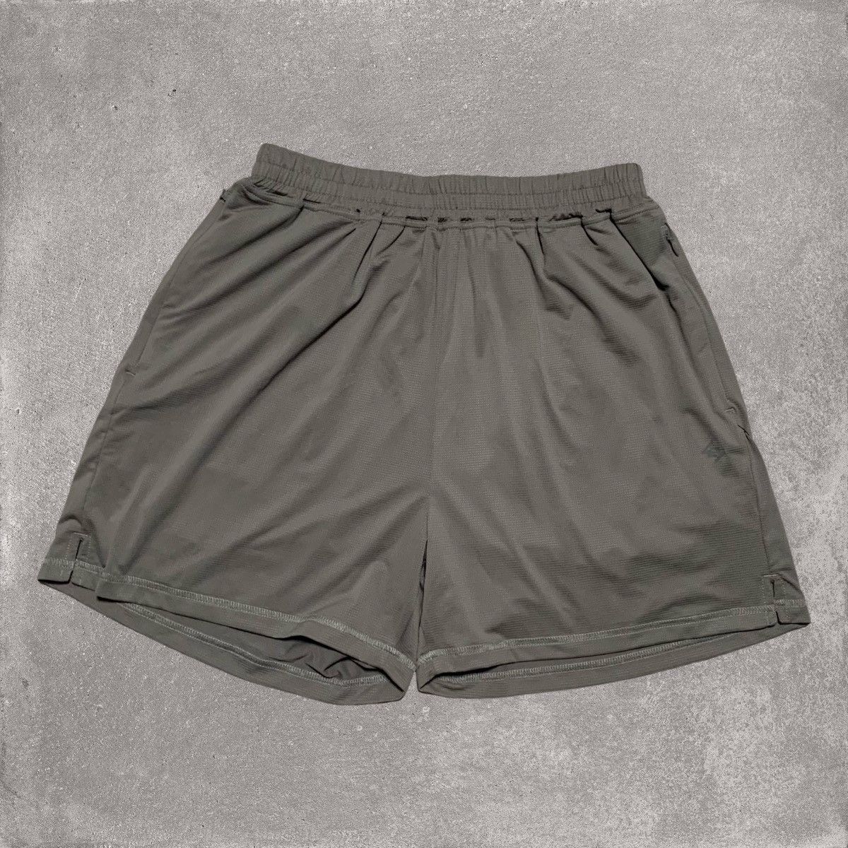 Represent Clo. Represent XS Shorts Mesh Grey 247 Shorts Size US 28 / EU 44 - 1 Thumbnail