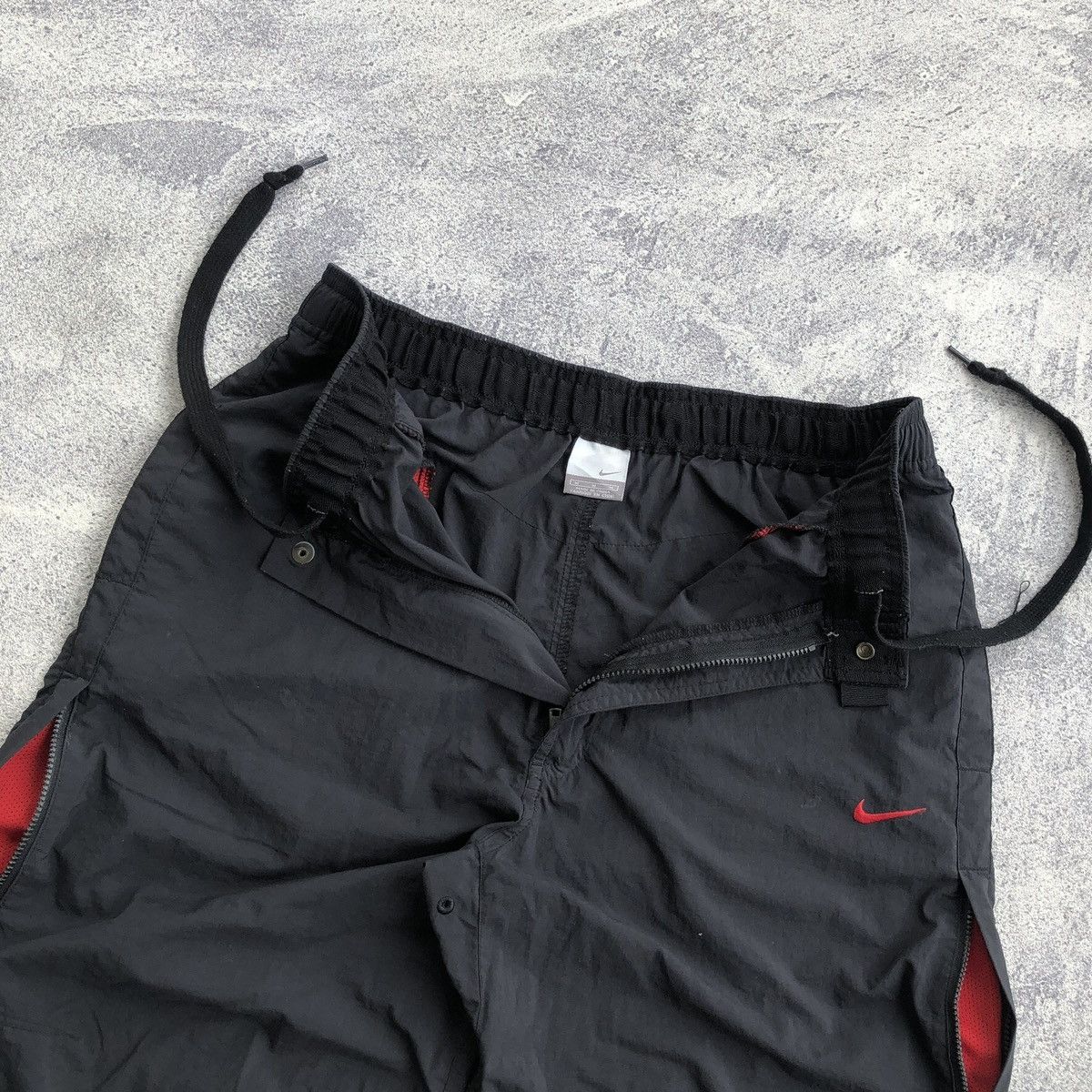 Nike × Vintage Vintage 2000’s Nike ventilated shorts Size US 31 - 5 Thumbnail