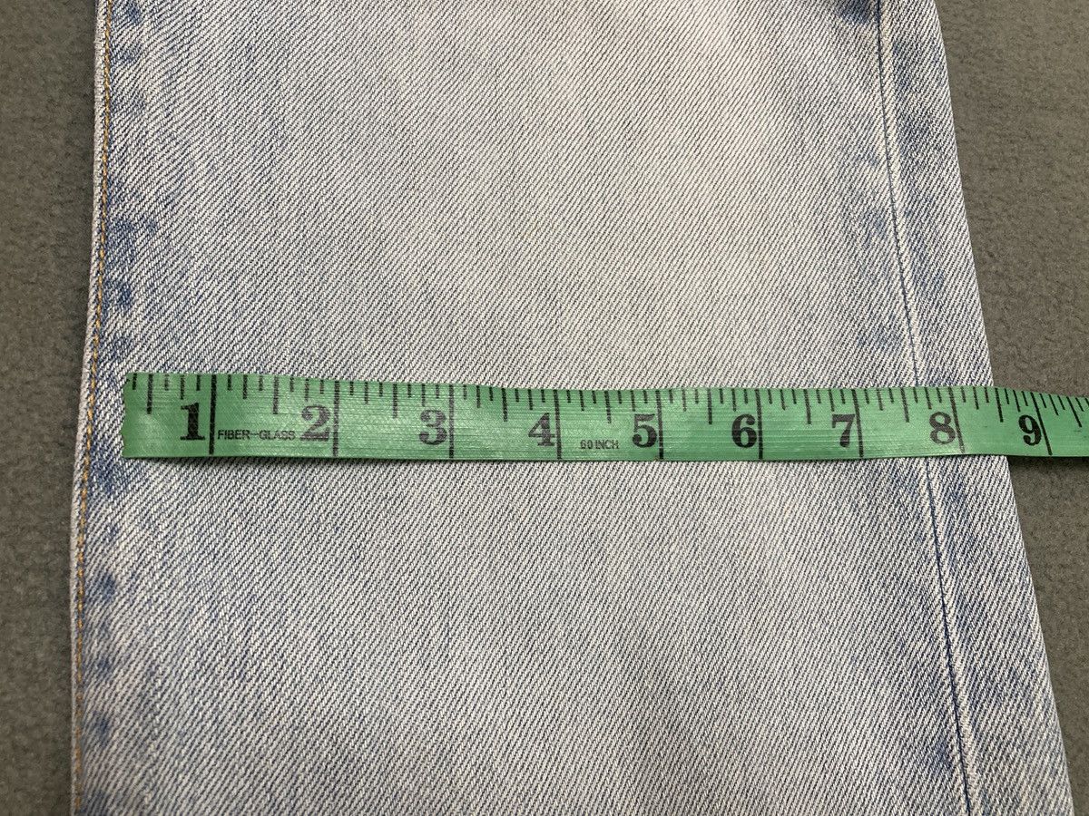 Levi's Vintage Y2K Levis 501 jeans Made in Guatemala Size US 31 - 16 Thumbnail