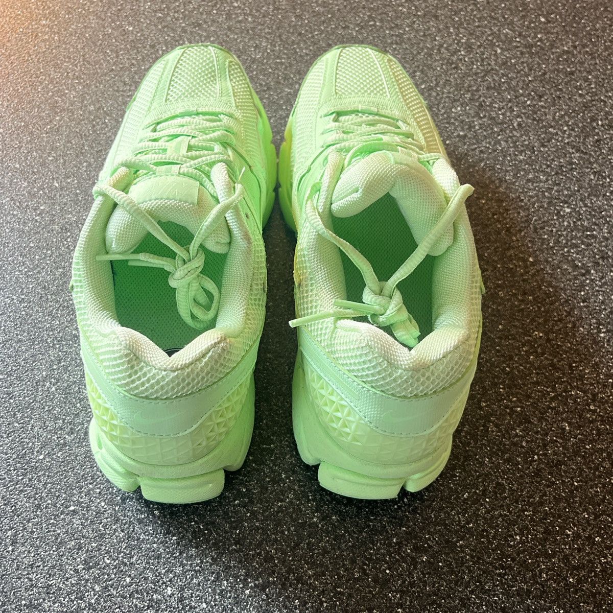 Nike Nike Zoom Vomero 5 - Vapor Green Size US 8.5 / EU 41-42 - 3 Thumbnail