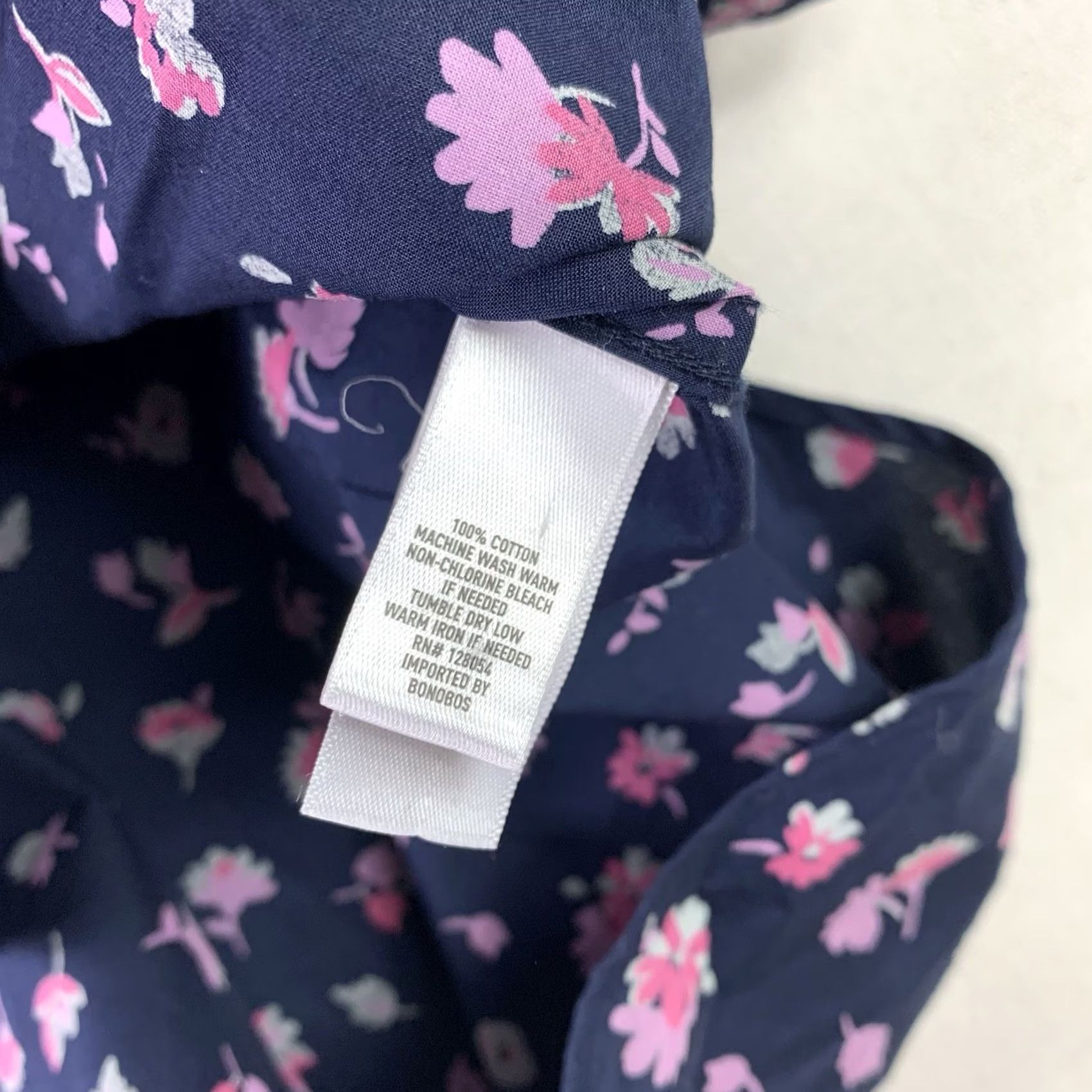 Bonobos Bonobos Hawaiian shirt Mens XL Slim Fit blue pink floral button up short sleeve Size US L / EU 52-54 / 3 - 4 Thumbnail