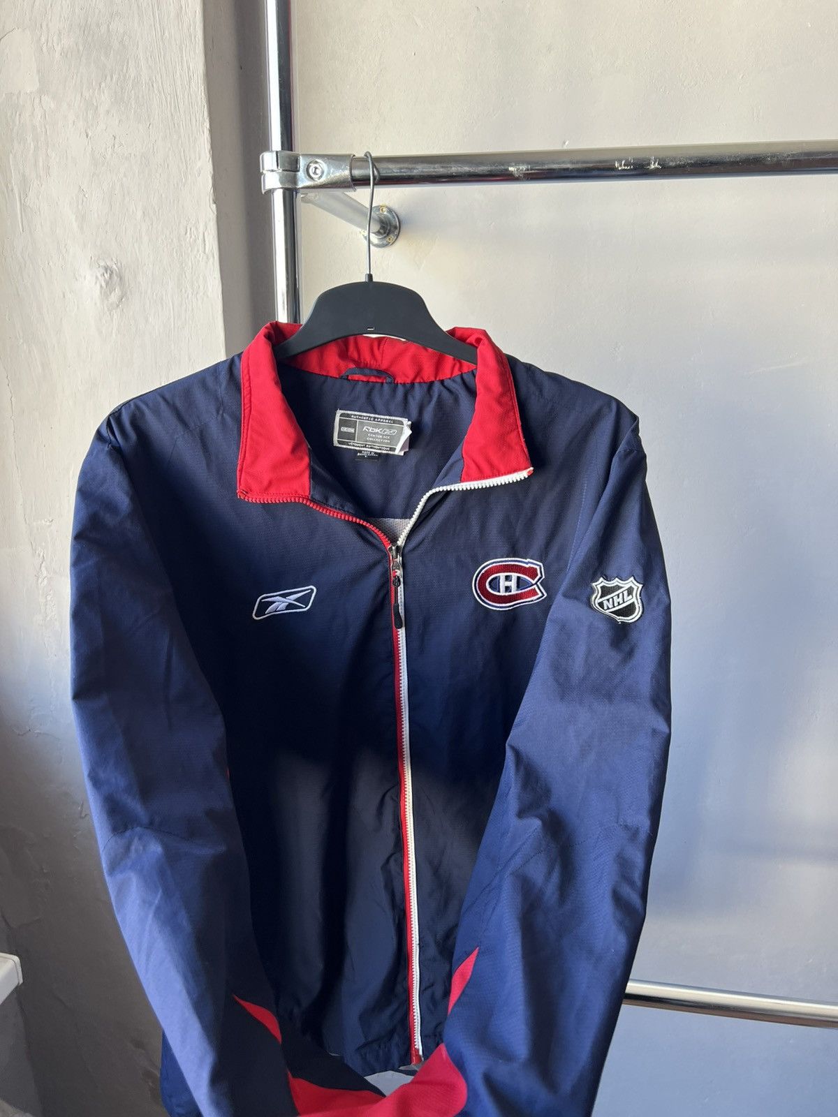 NHL VINTAGE MONTREAL CANADIENS VINTAGE REEBOK ZIP HOCKEY JACKET Size US L / EU 52-54 / 3 - 8 Thumbnail