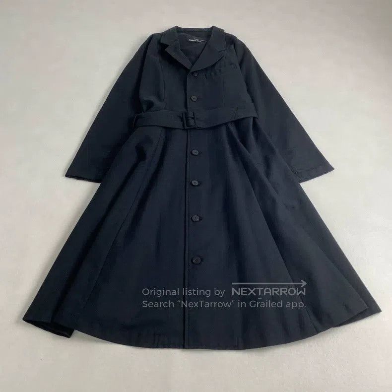 Comme des Garcons Comme Des Garcons A-line Coat Size M / US 6-8 / IT 42-44 - 1 Thumbnail