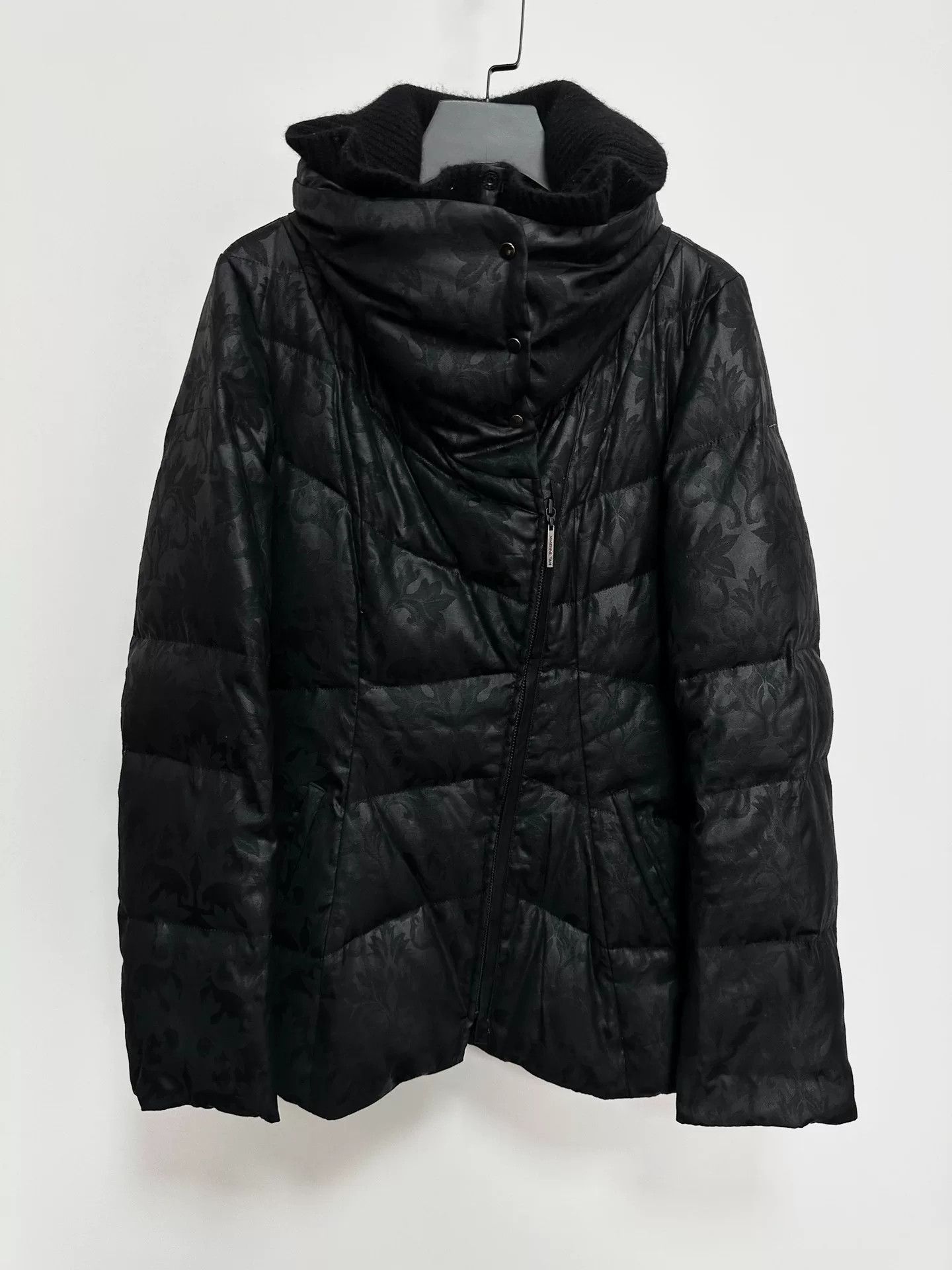Vivienne Tam vivienne tam black down jacket Size M / US 6-8 / IT 42-44 - 1 Thumbnail