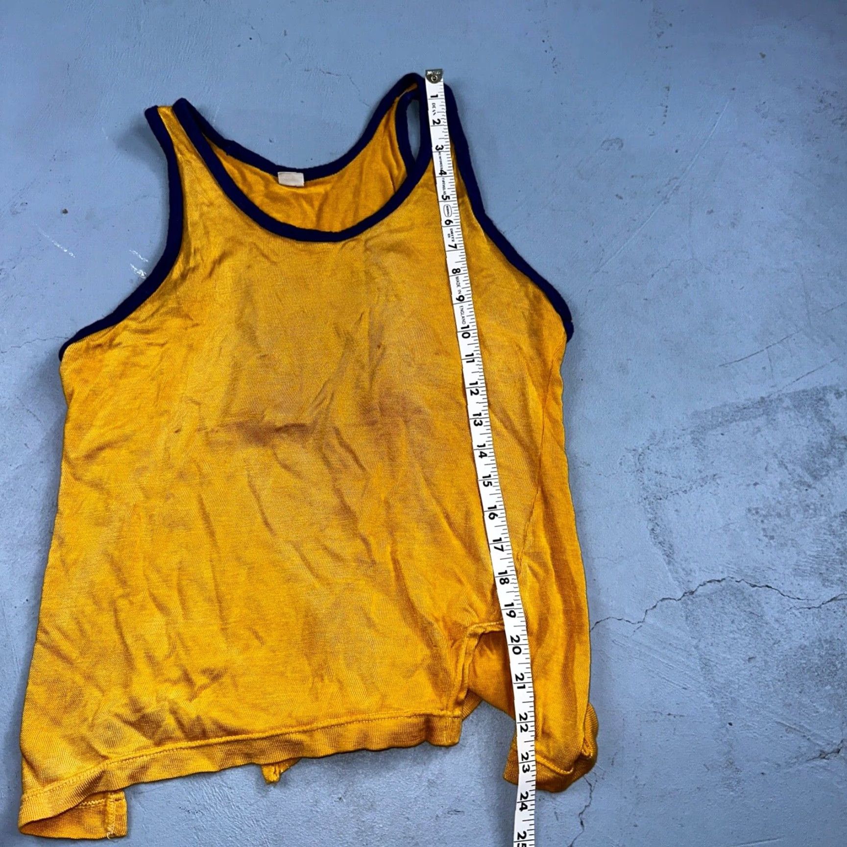 Vintage VINTAGE Russell T-Shirt Men 1950s Rockabilly Tank 24 Number Yellow Short Sleeve Crew Neck VTG Size US M / EU 48-50 / 2 - 4 Thumbnail