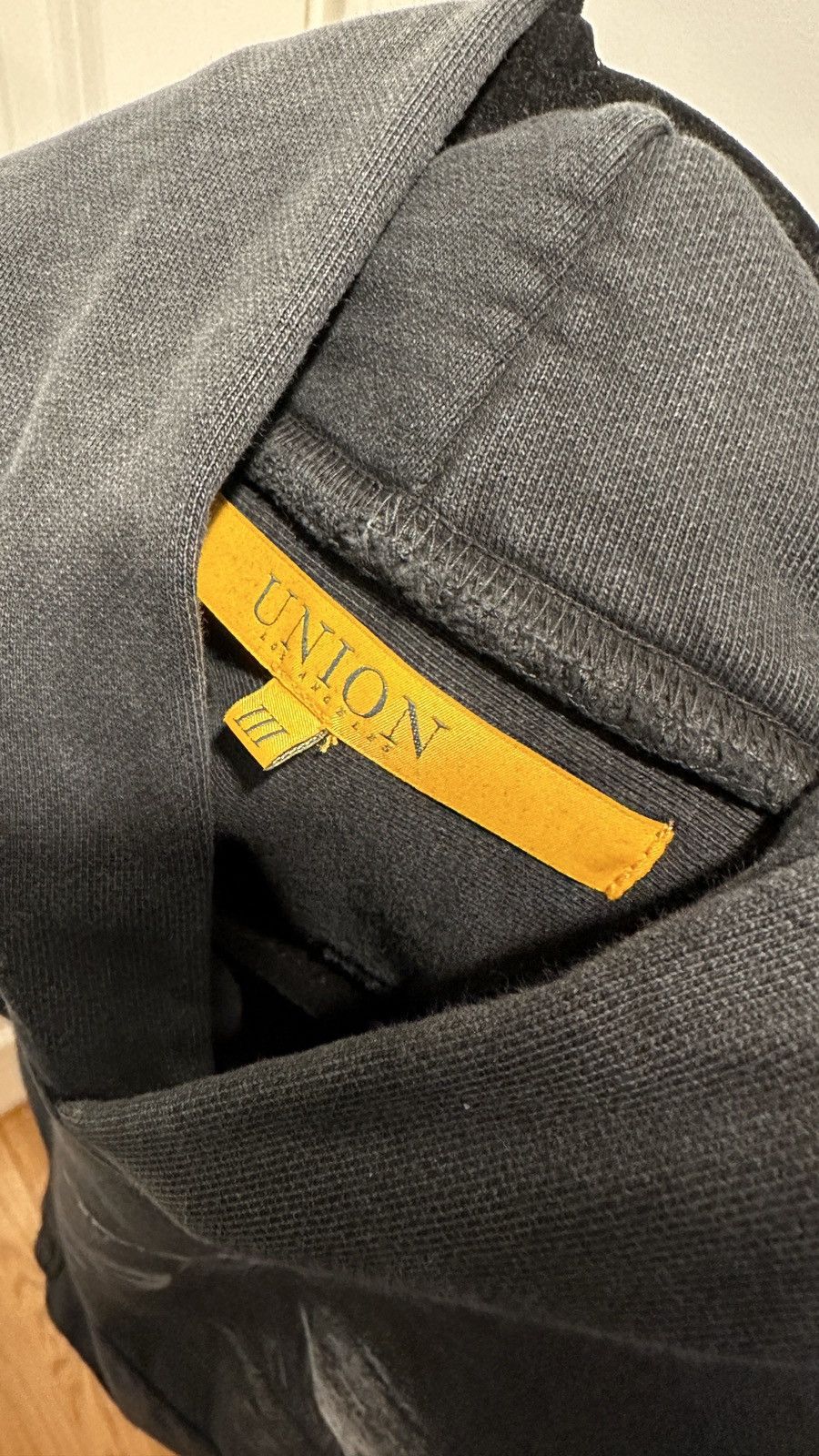 Fear of God × Union LA 🔥 fear of god x Union hoodie size L Size US L / EU 52-54 / 3 - 5 Thumbnail